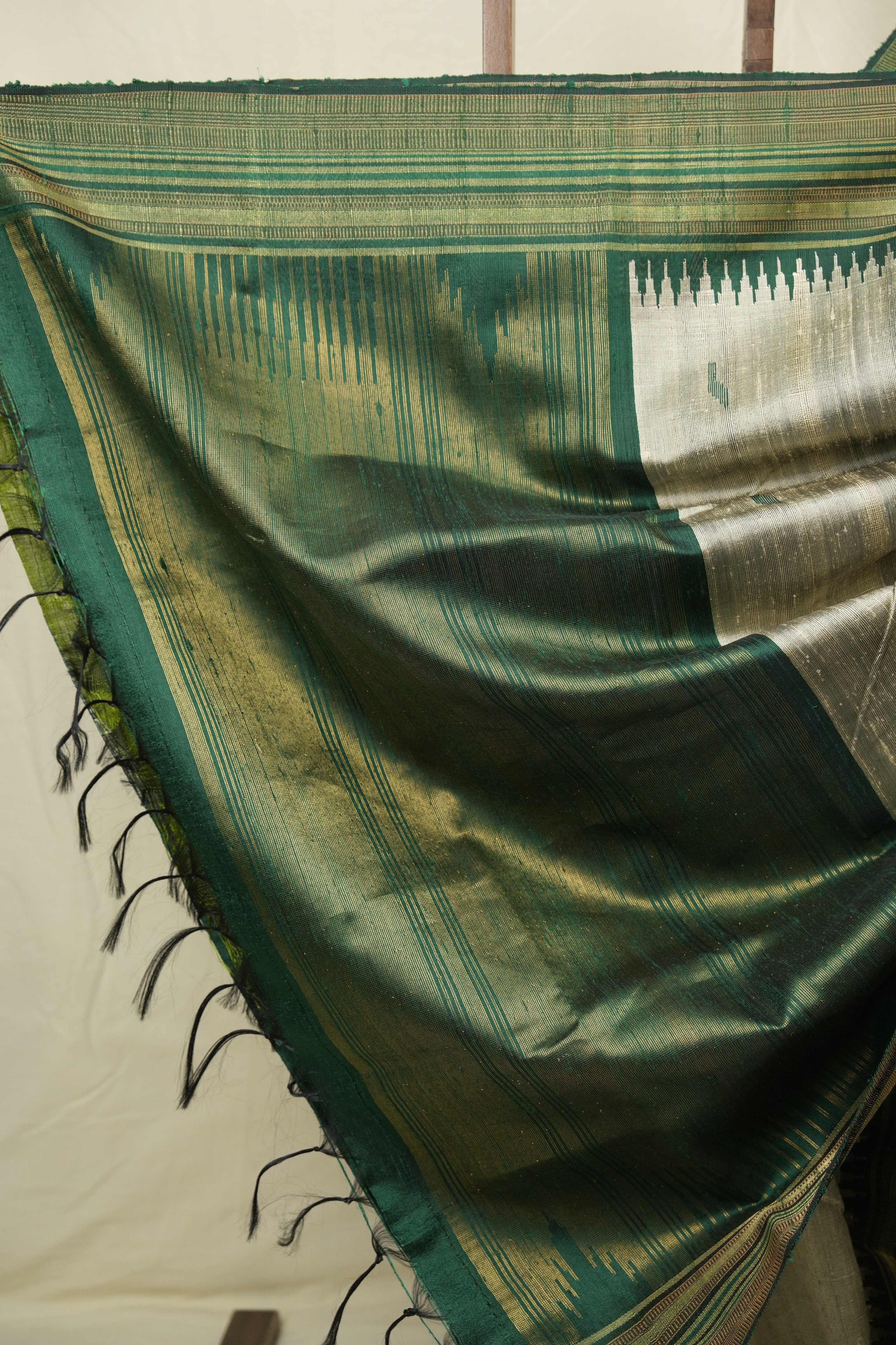 Grey Raw Silk Saree - SRGRSS1002