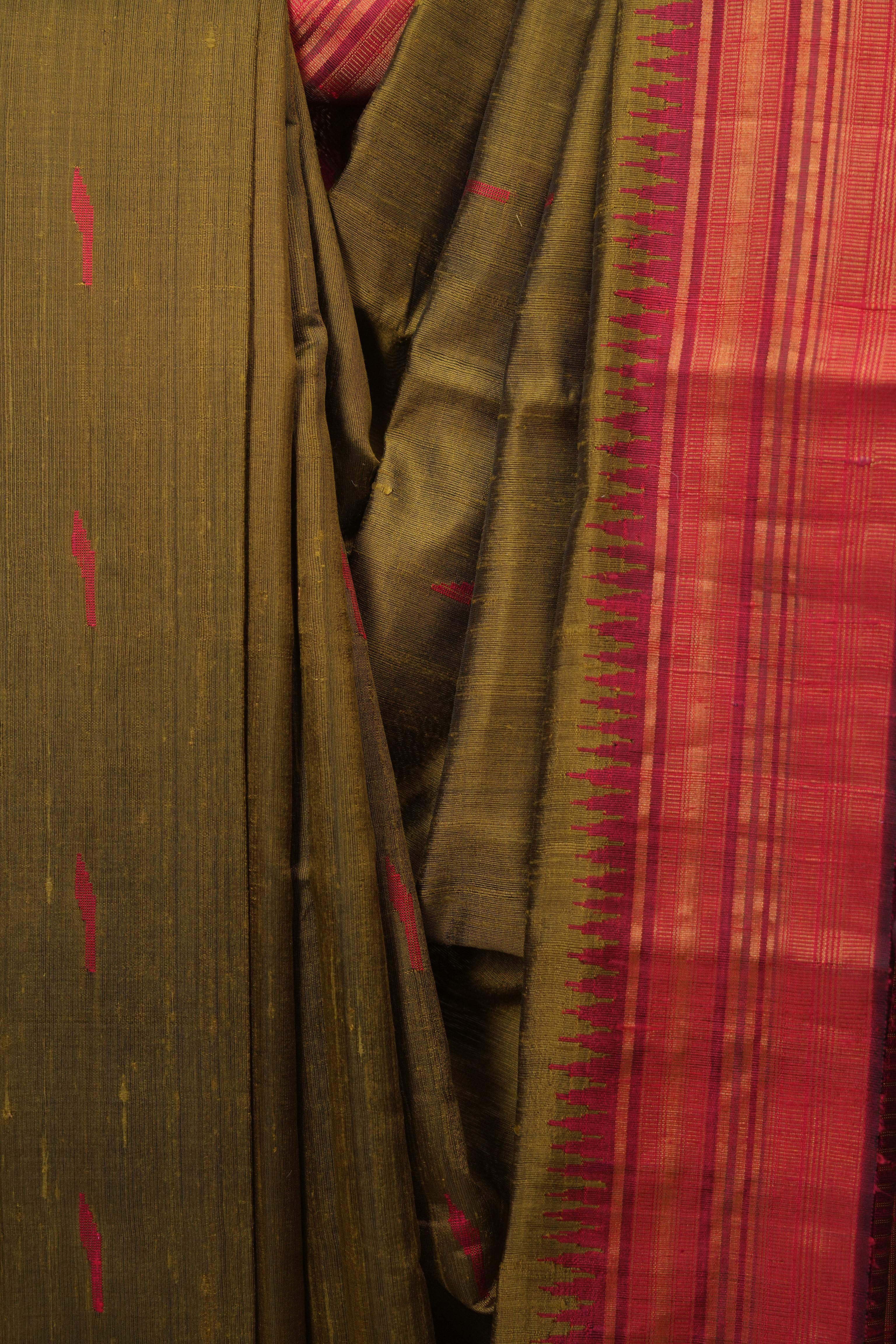 Mehendi Green Raw Silk Saree - SRMGRSS1003