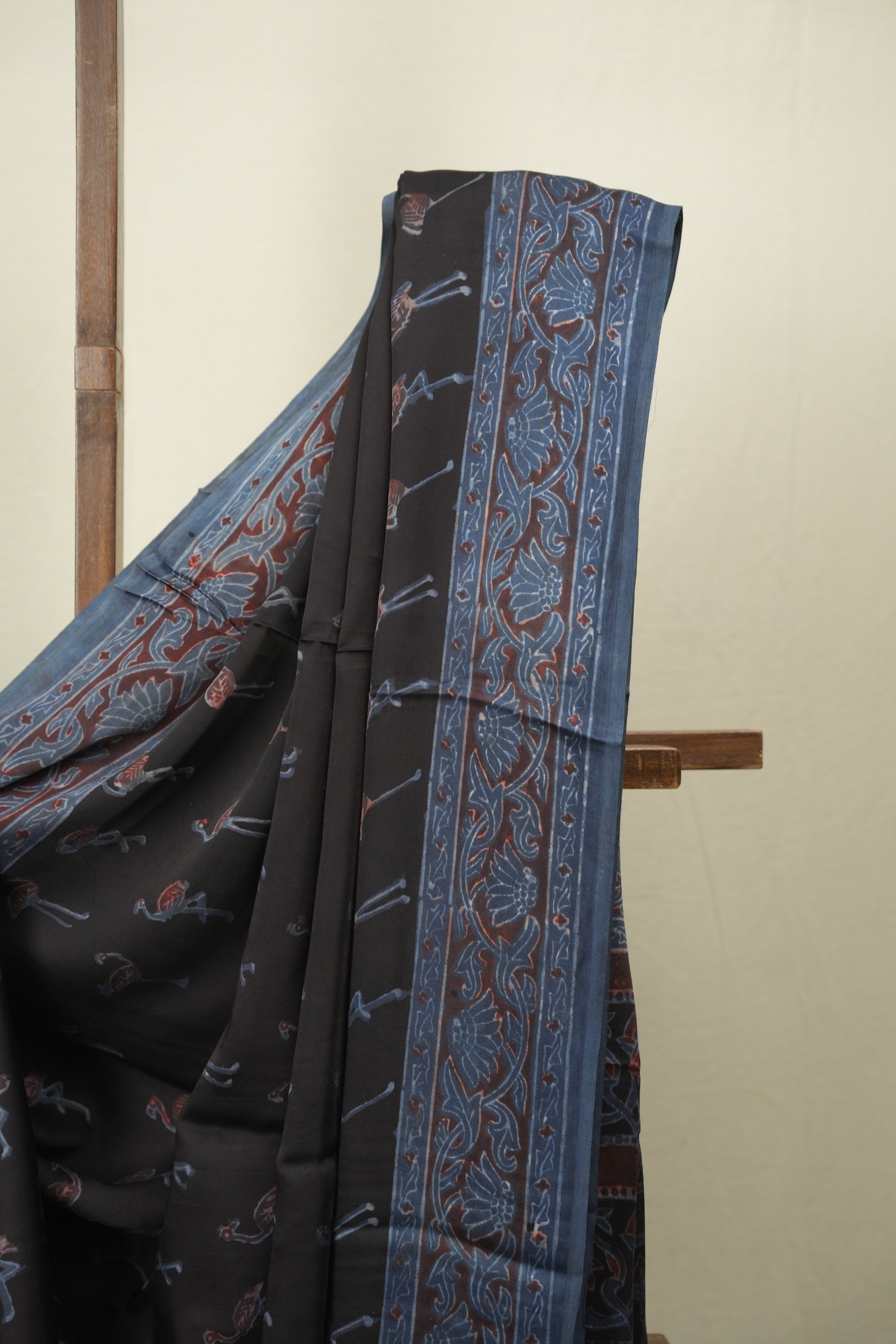 Black HBP Modal Silk Saree - SRBSMS664
