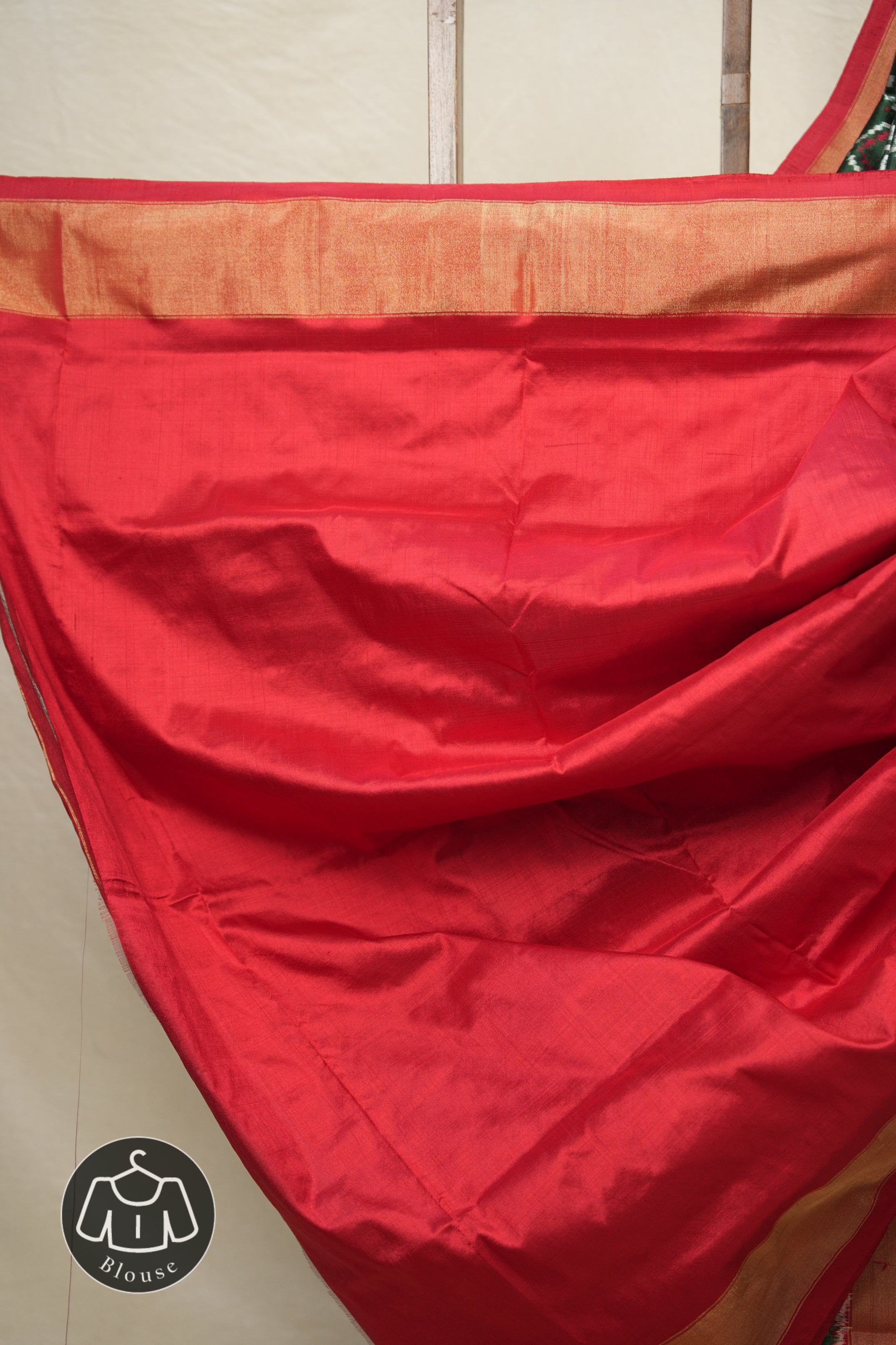 Red Green Pochampalli Silk Ikat Saree - SRRGPSIS274
