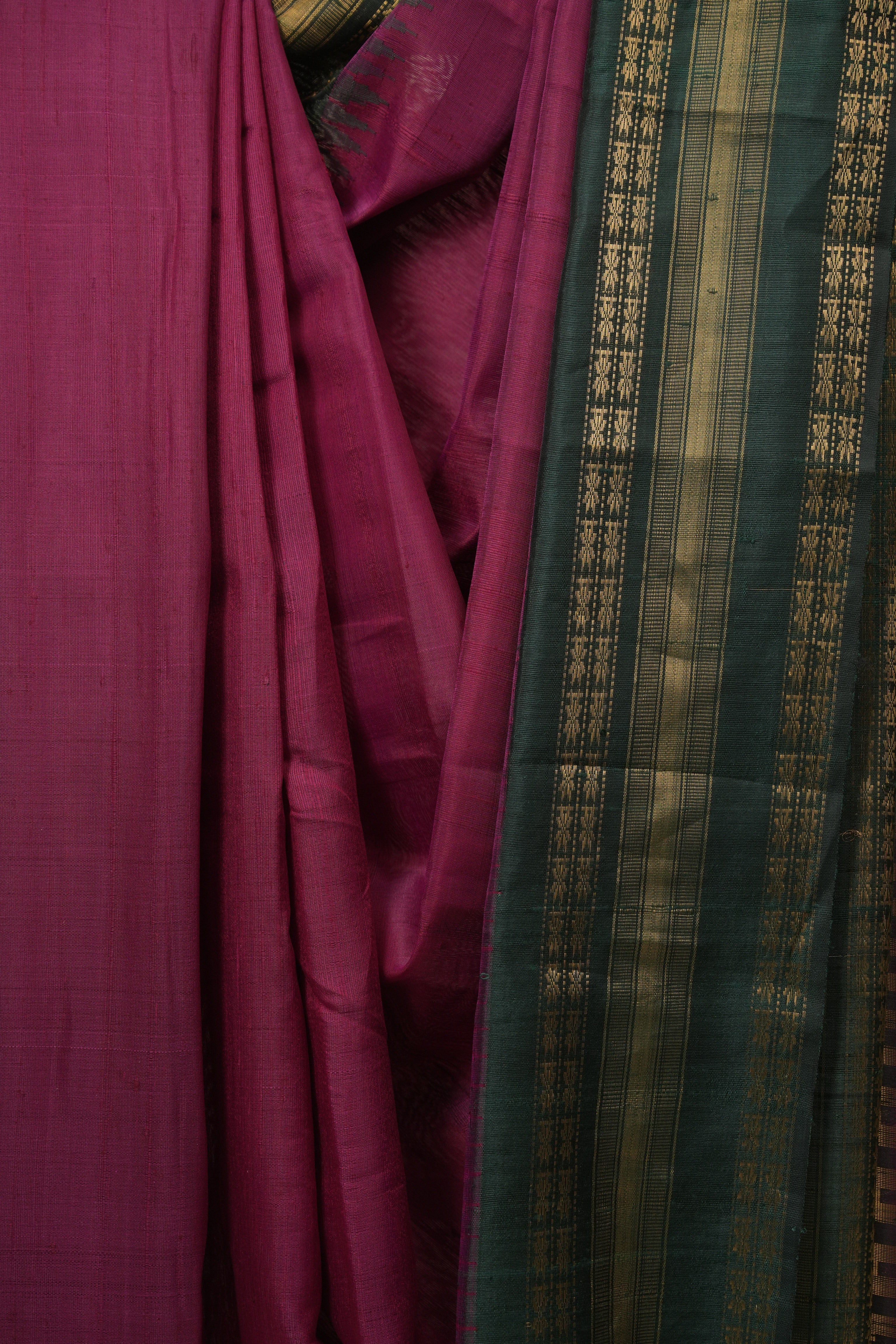 Magenta Raw Silk Saree - SRMRSS1055