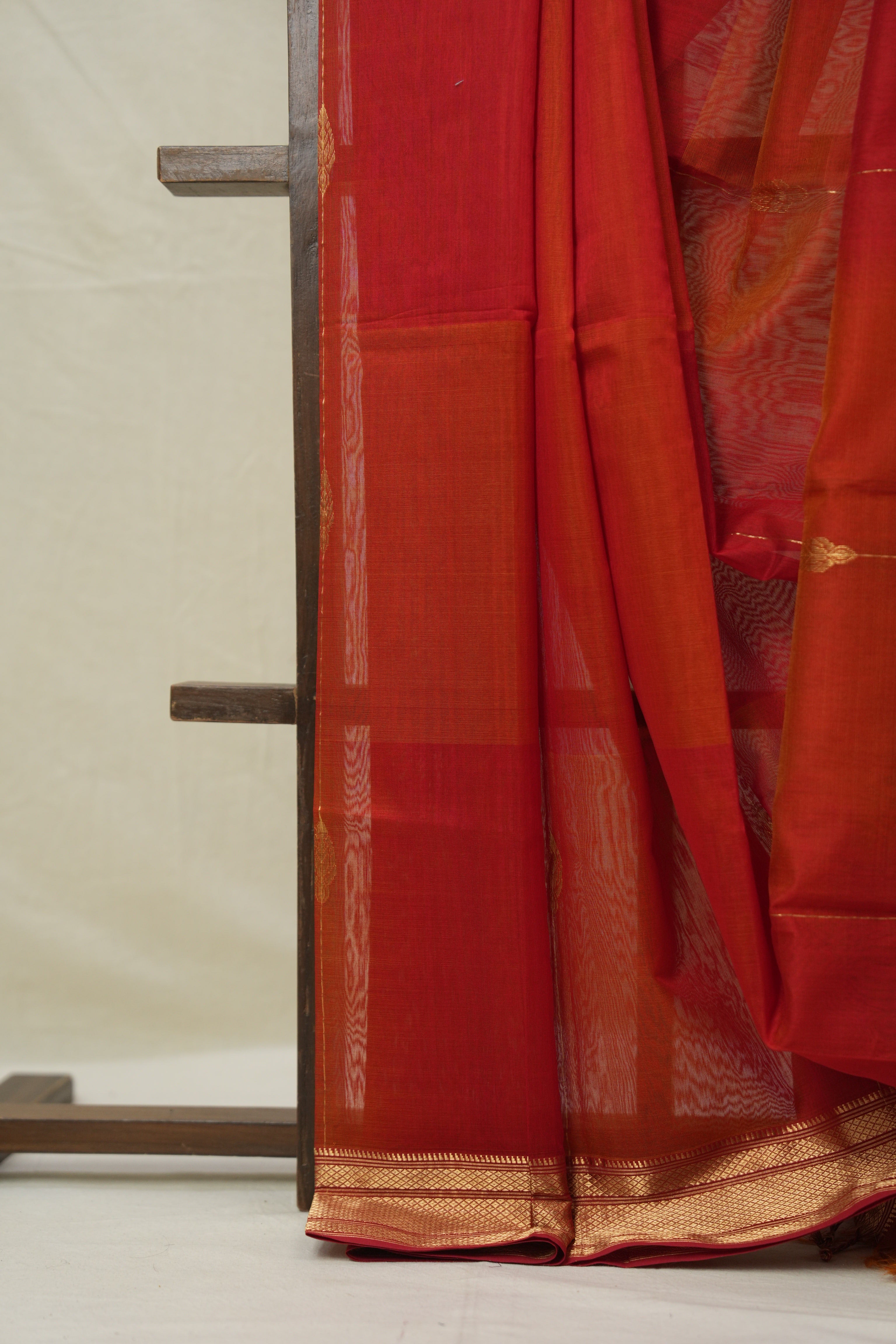 Two Tone Red Orange Maheshwari Saree - SRTTROMS1009