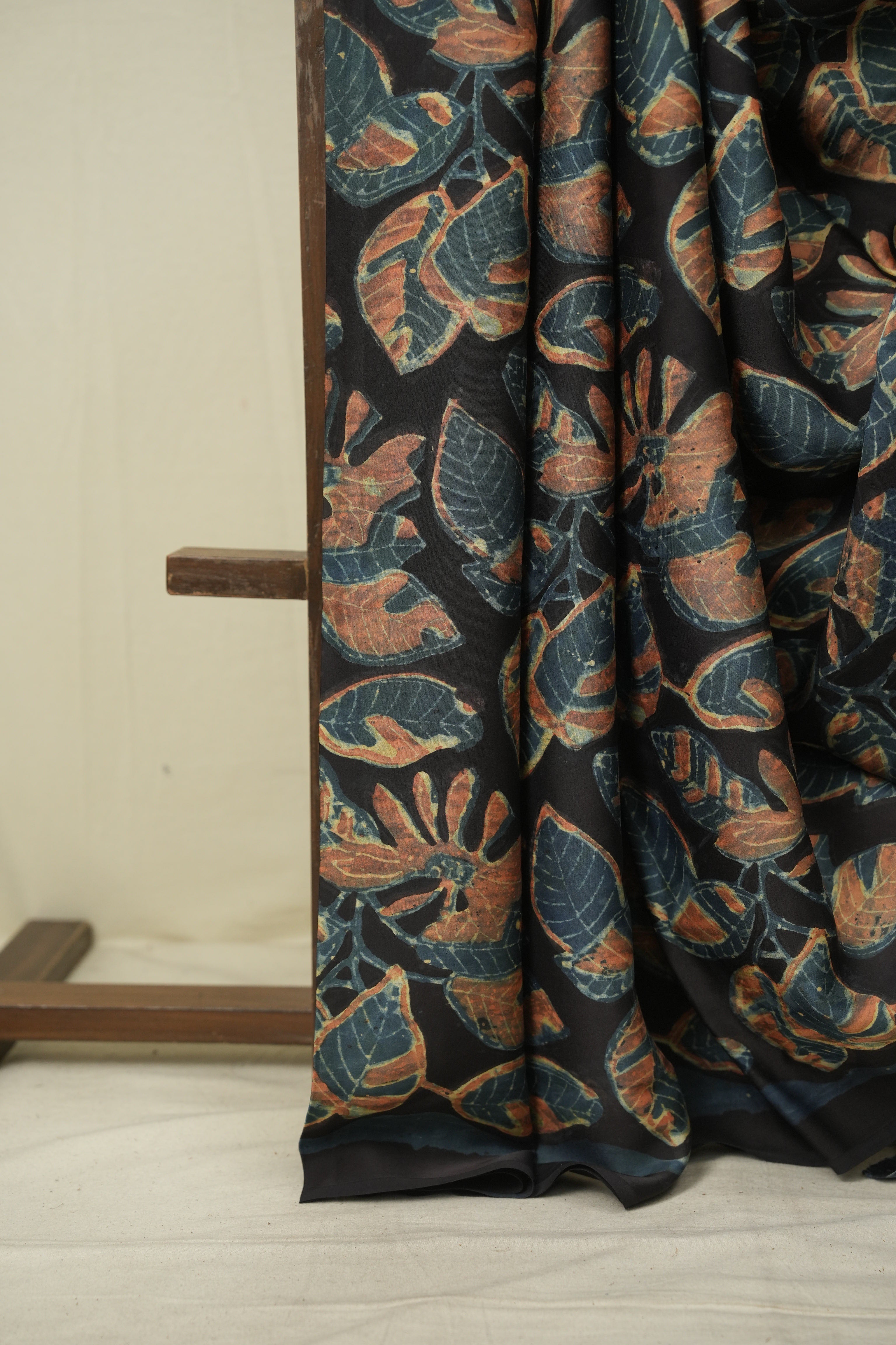 Black Blue HBP Modal Silk Saree - SRBBMSS661
