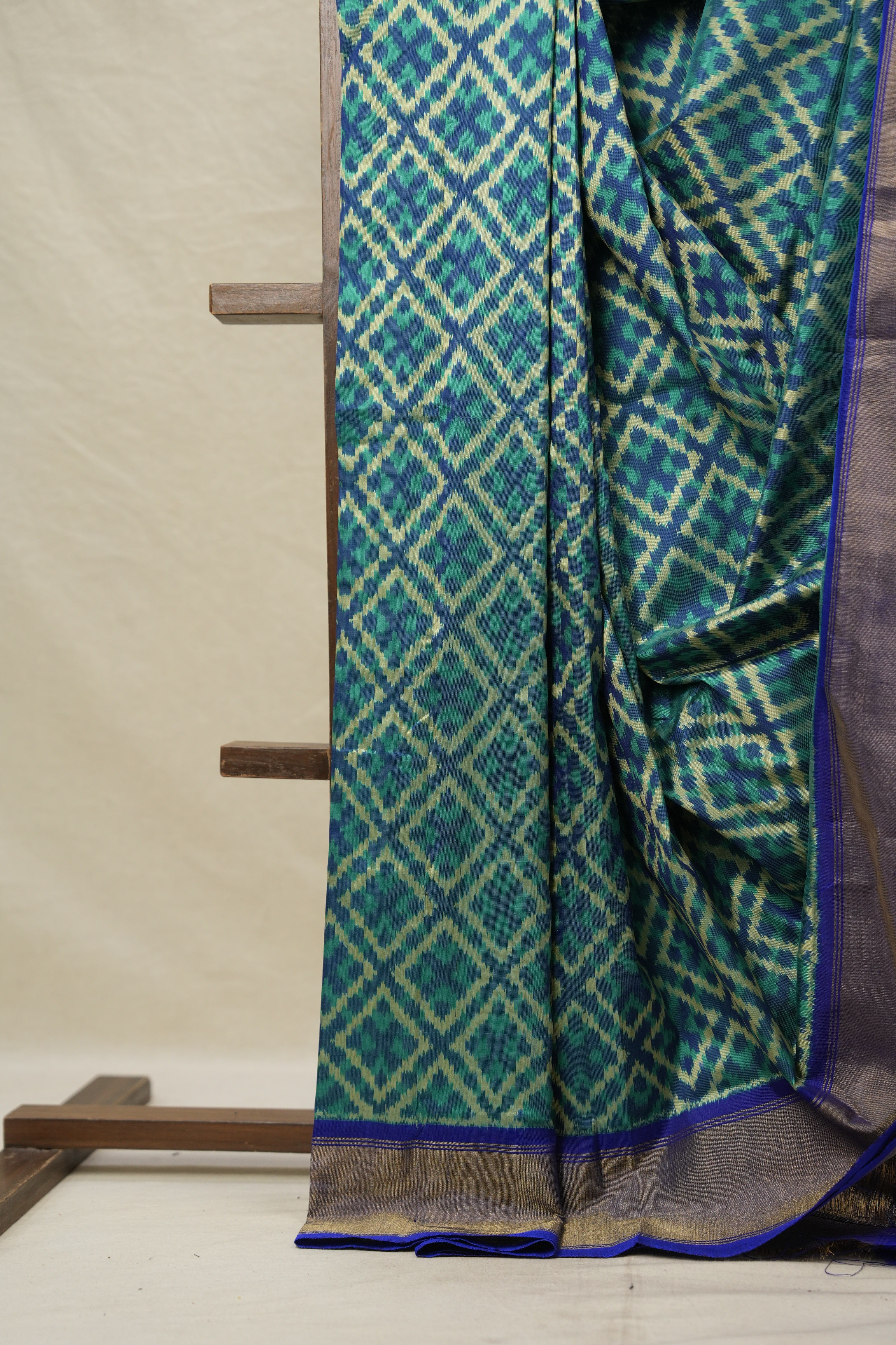 Blue Green Pochampalli Silk Ikat Saree - SRBGPSIS270