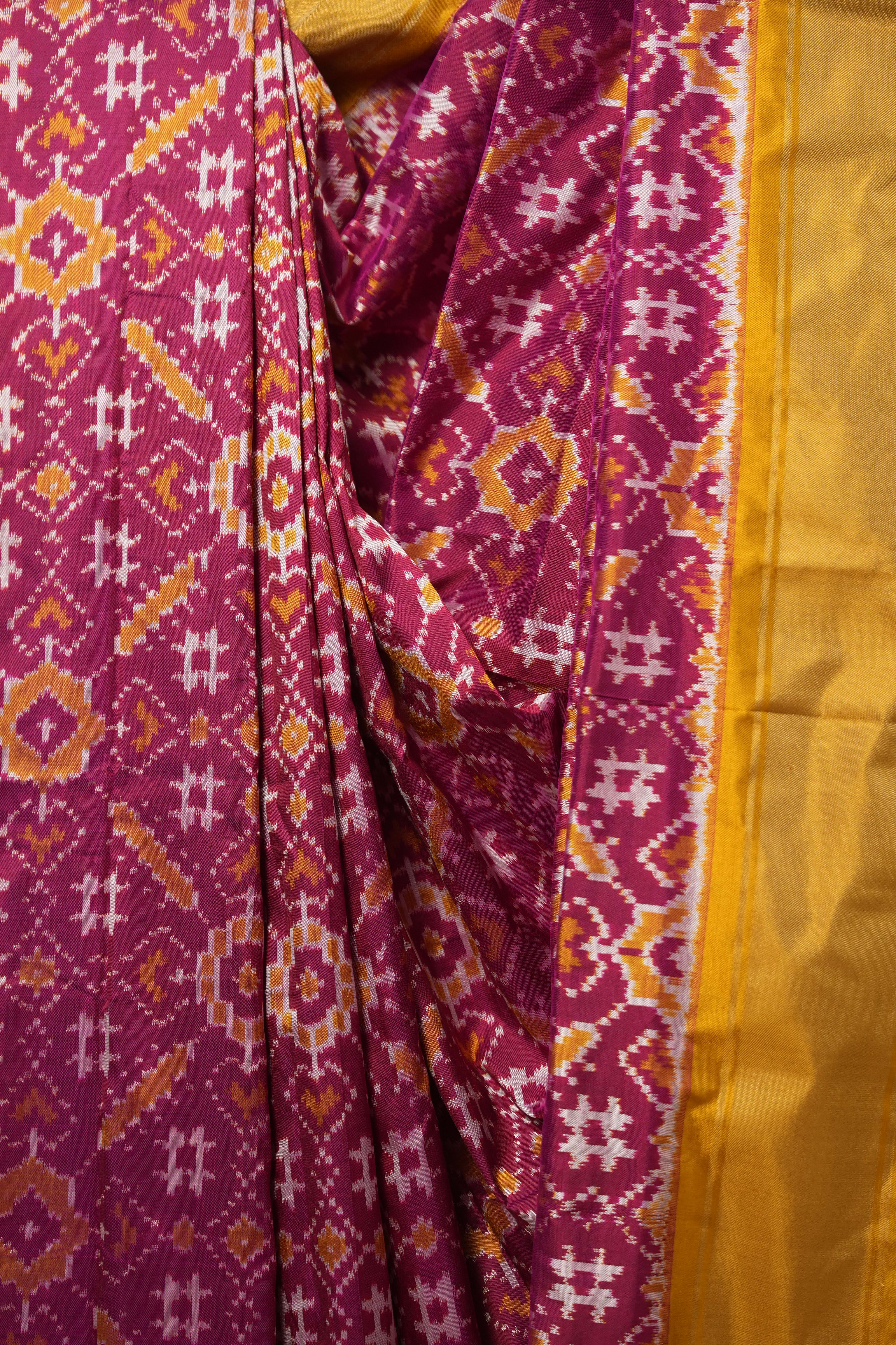 Maroon Yellow Pochampalli Silk Ikat Saree - SRMYPSIS268