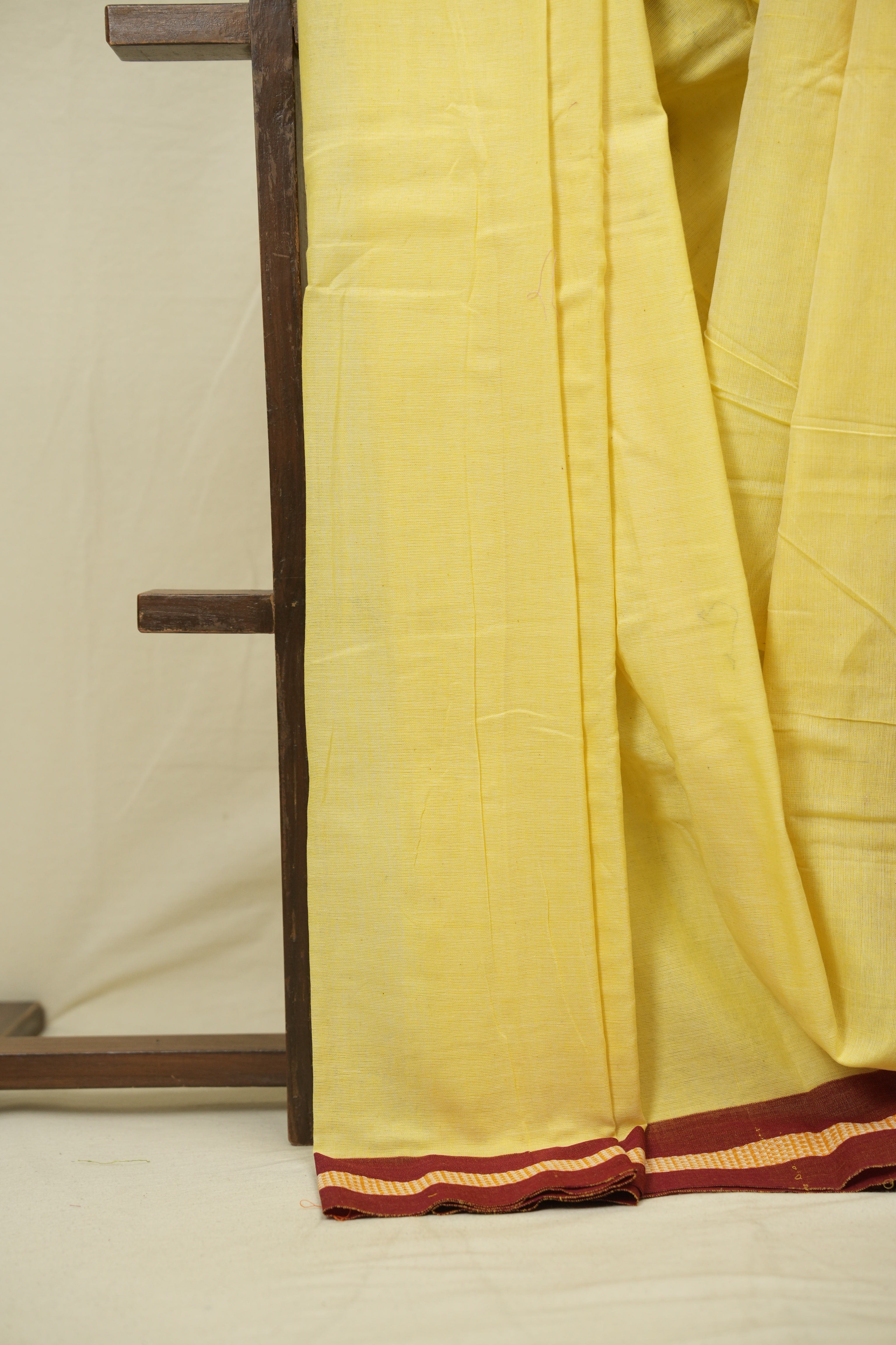 Yellow Plain Cotton Patteda Anchu Saree - SRYPAS360