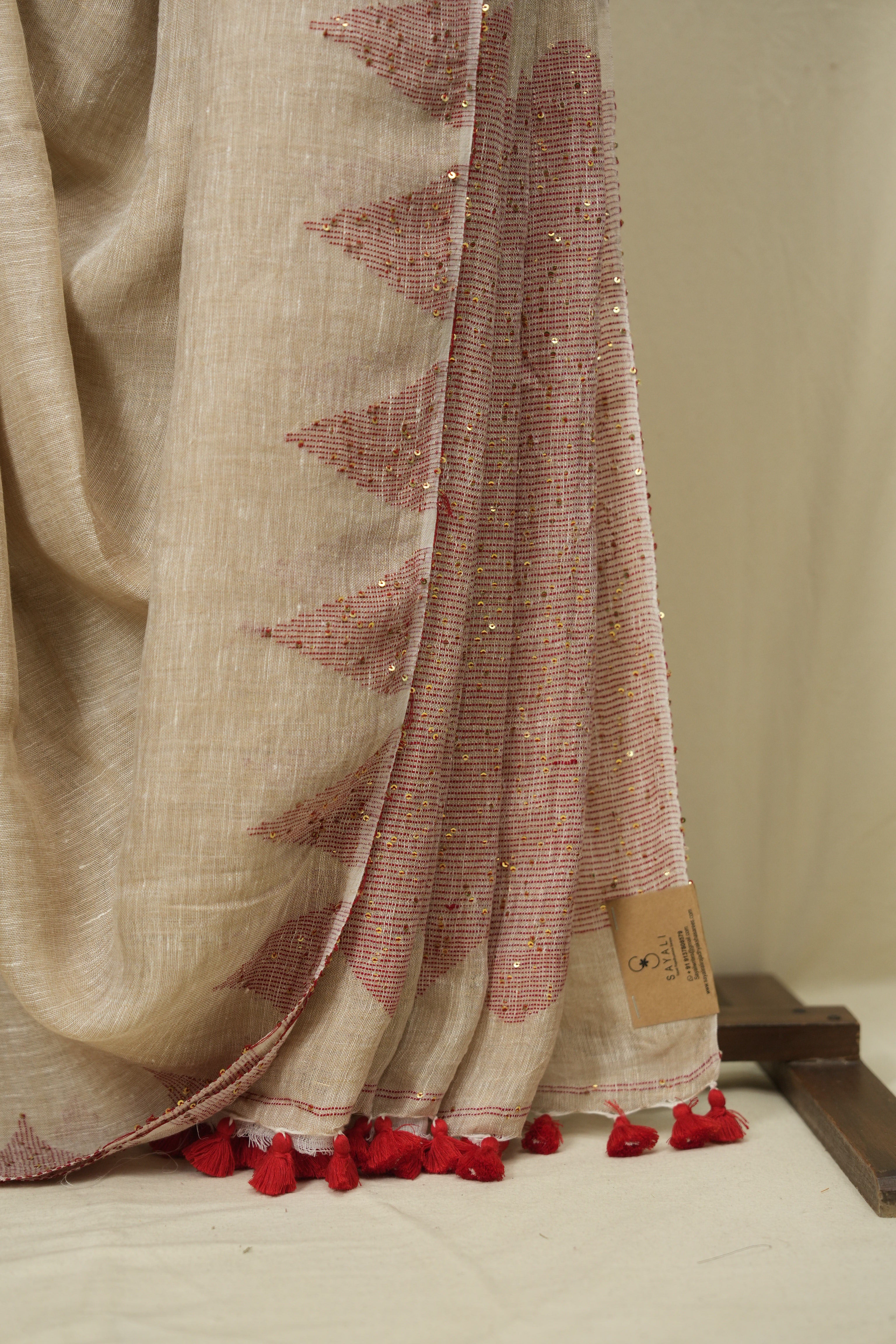 Cream Sequins Linen Saree With Red Tassels - SRCSLS514