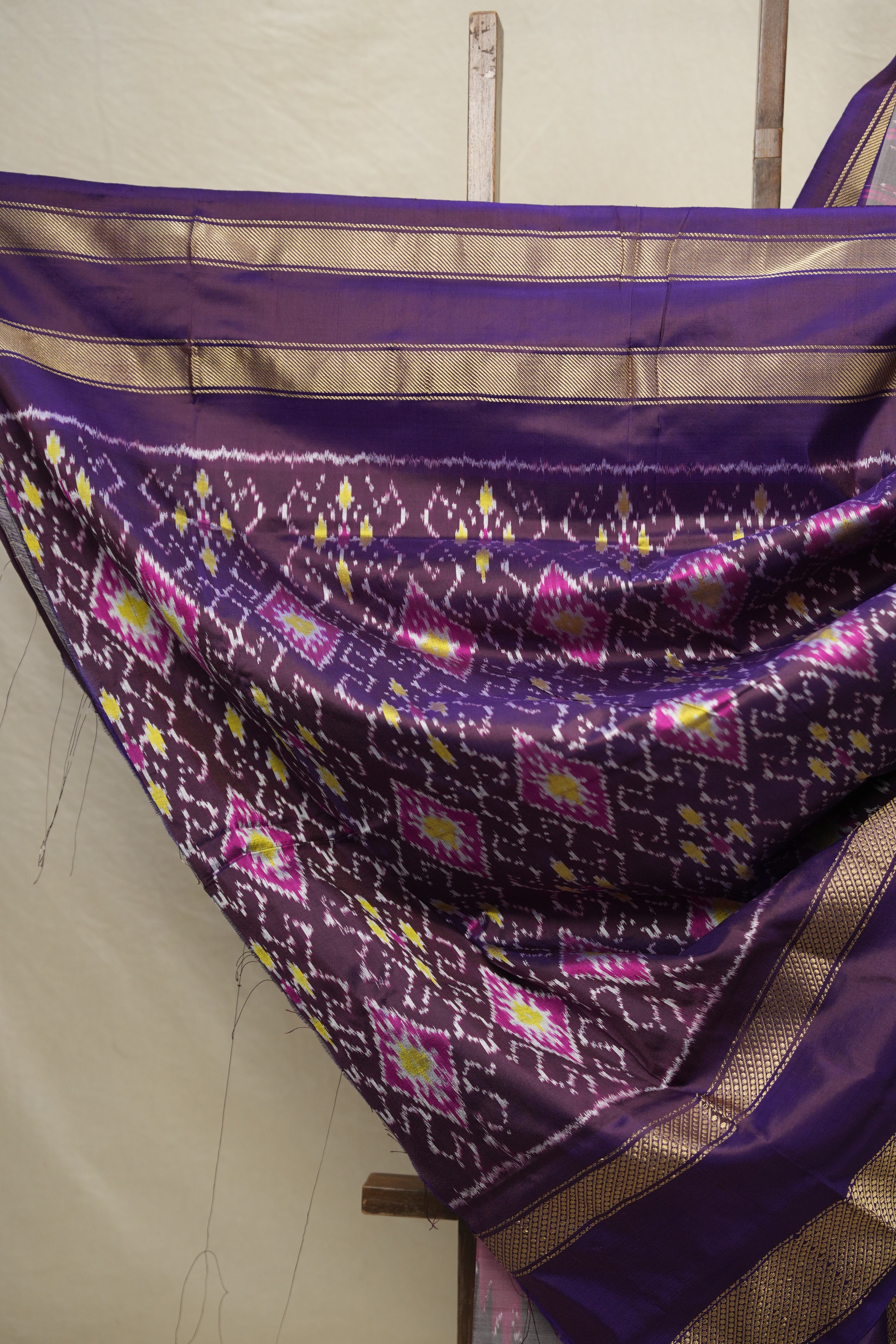 Pink Purple Pochampalli Silk Ikat Saree - SRPPPSIS261
