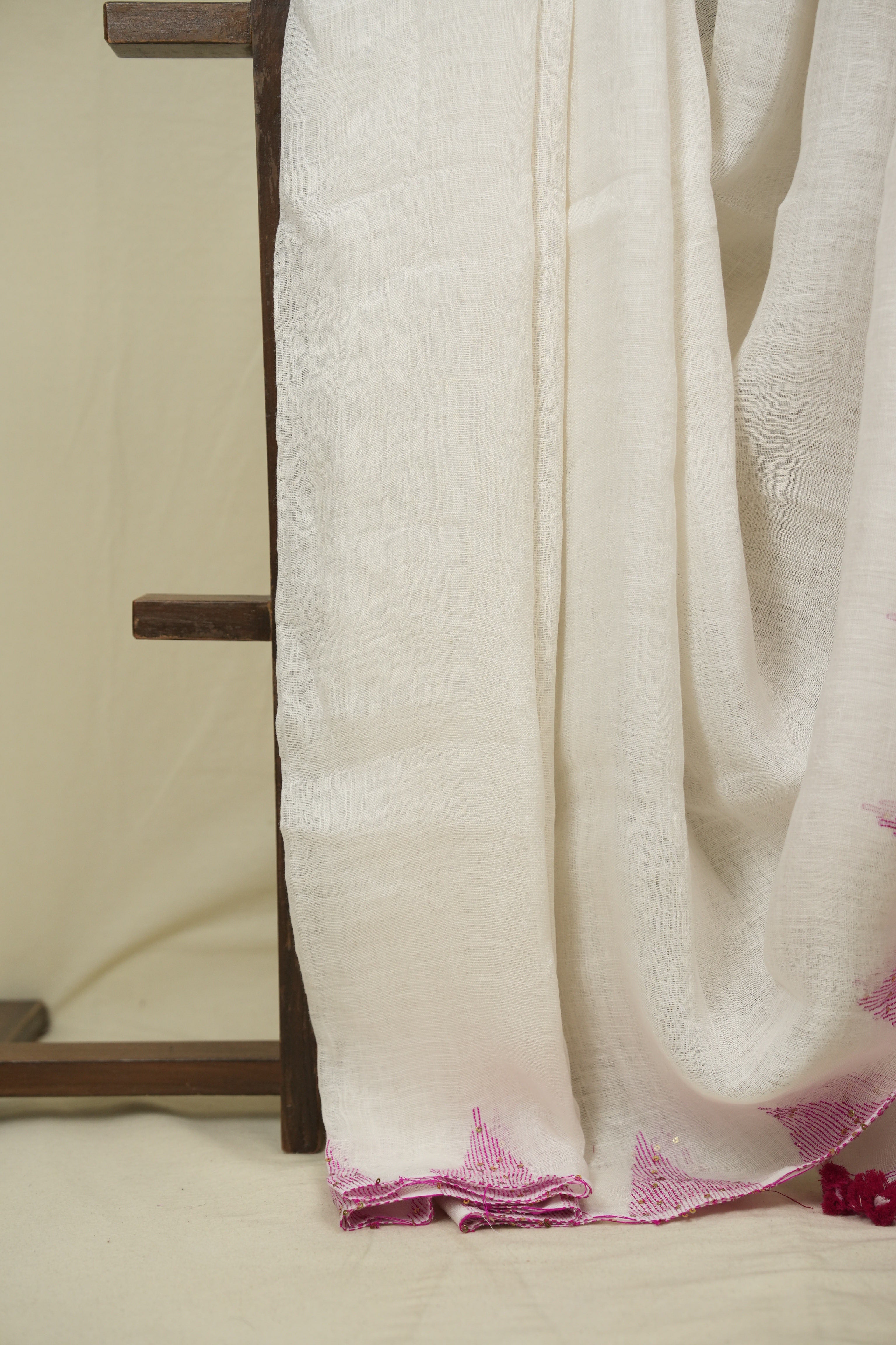 White Sequins Linen Saree With Pink Tassels - SRWSLS513