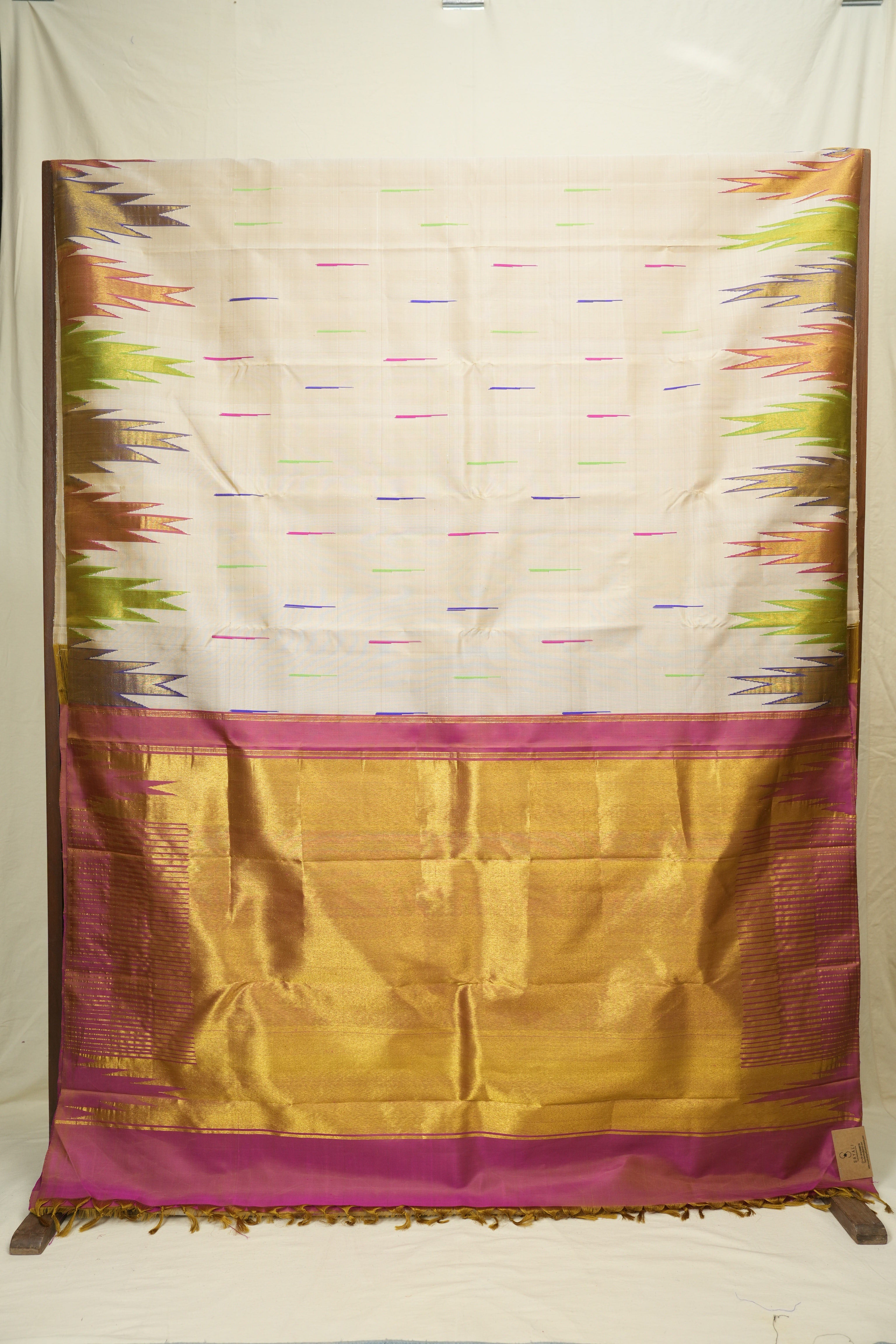 Cream Kanjivaram Silk Saree - SRCKSS1076