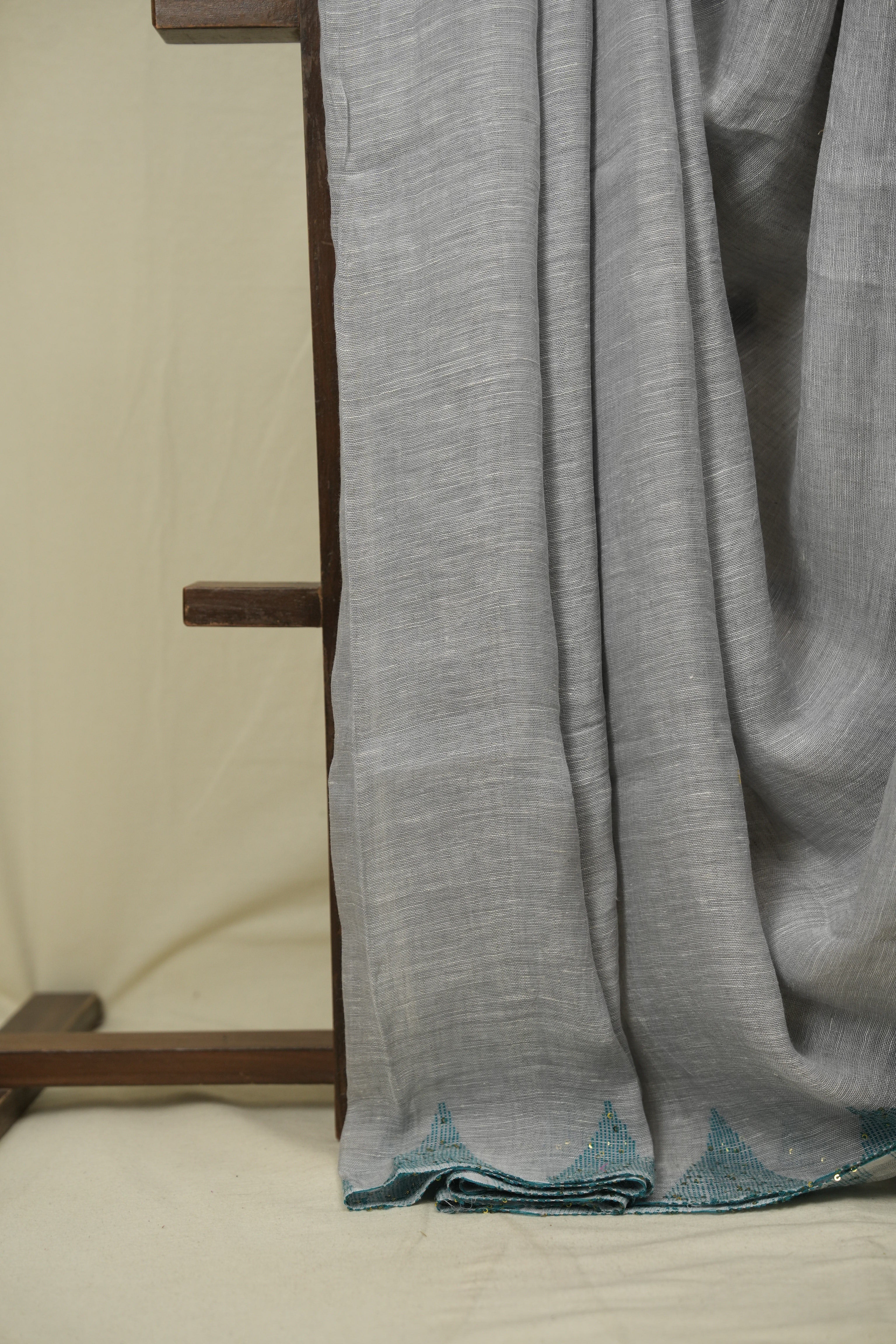 Steel Grey Sequins Linen Saree With Green Tassels - SRSGSLS512