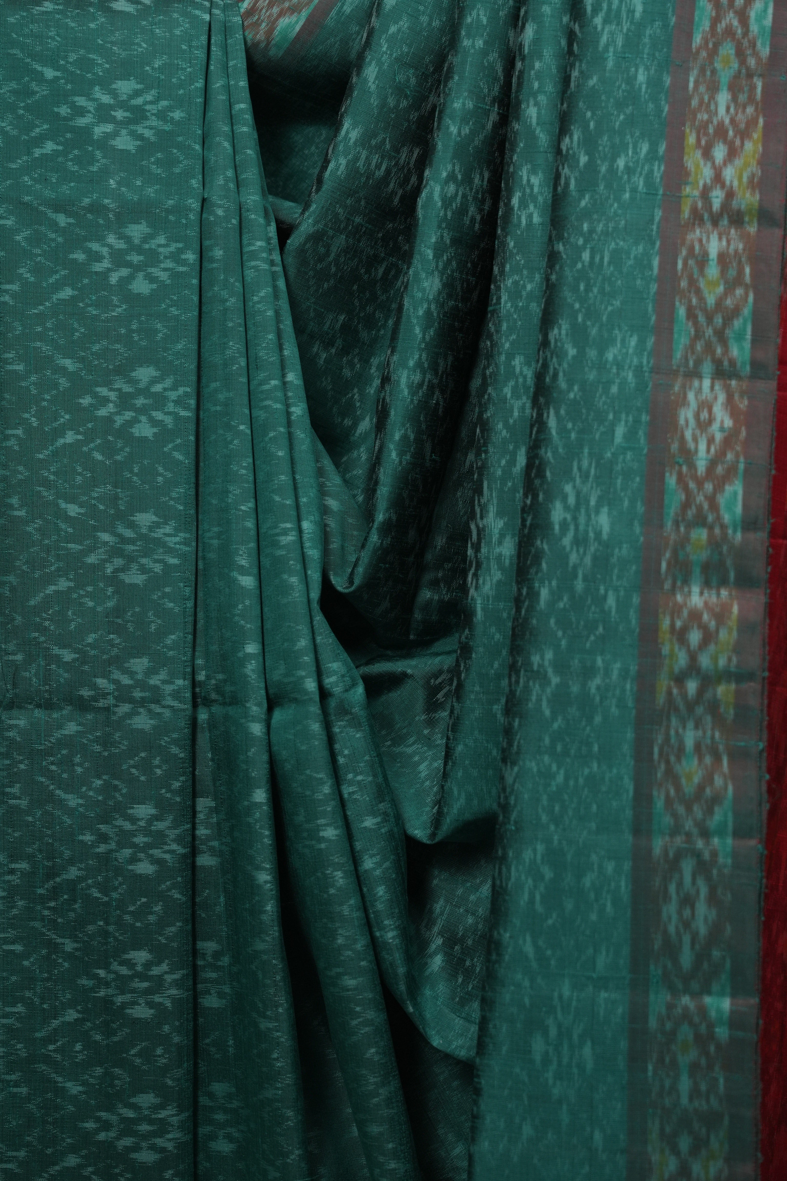 Green Raw Silk Ikat Saree - SRGRSIS1049