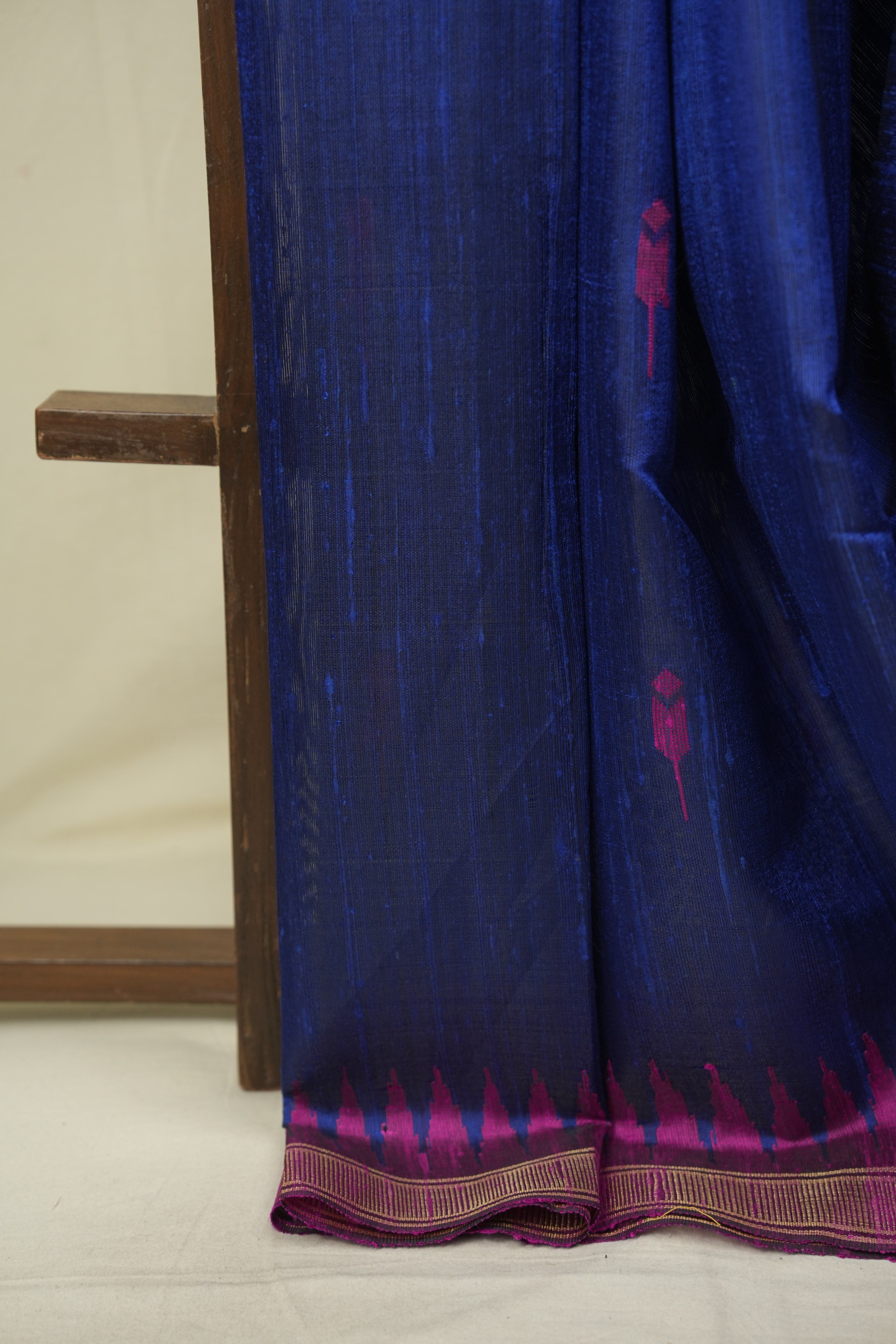 Navy Blue Raw Silk Saree - SRNBRSS1114