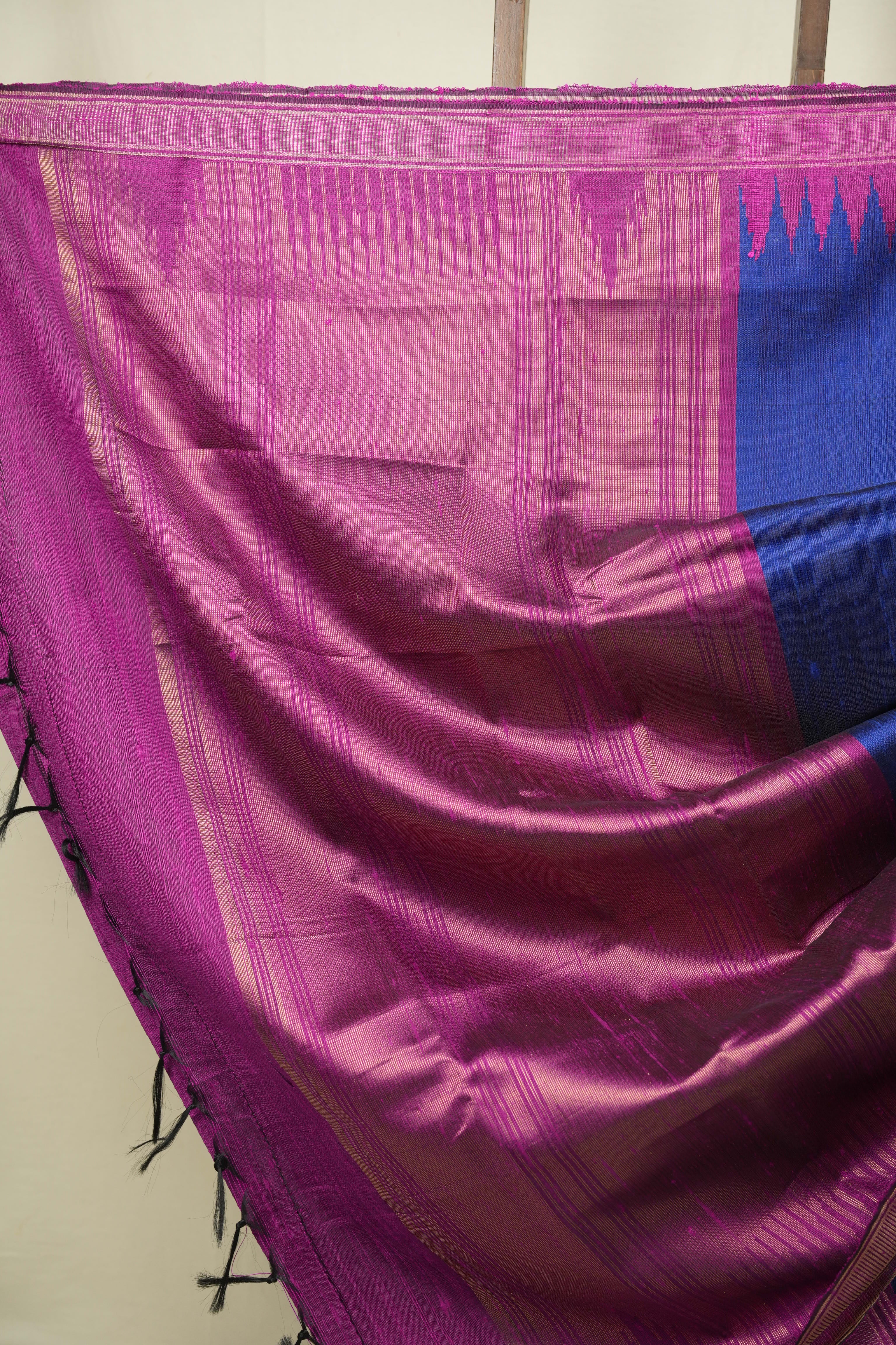 Navy Blue Raw Silk Saree - SRNBRSS1114