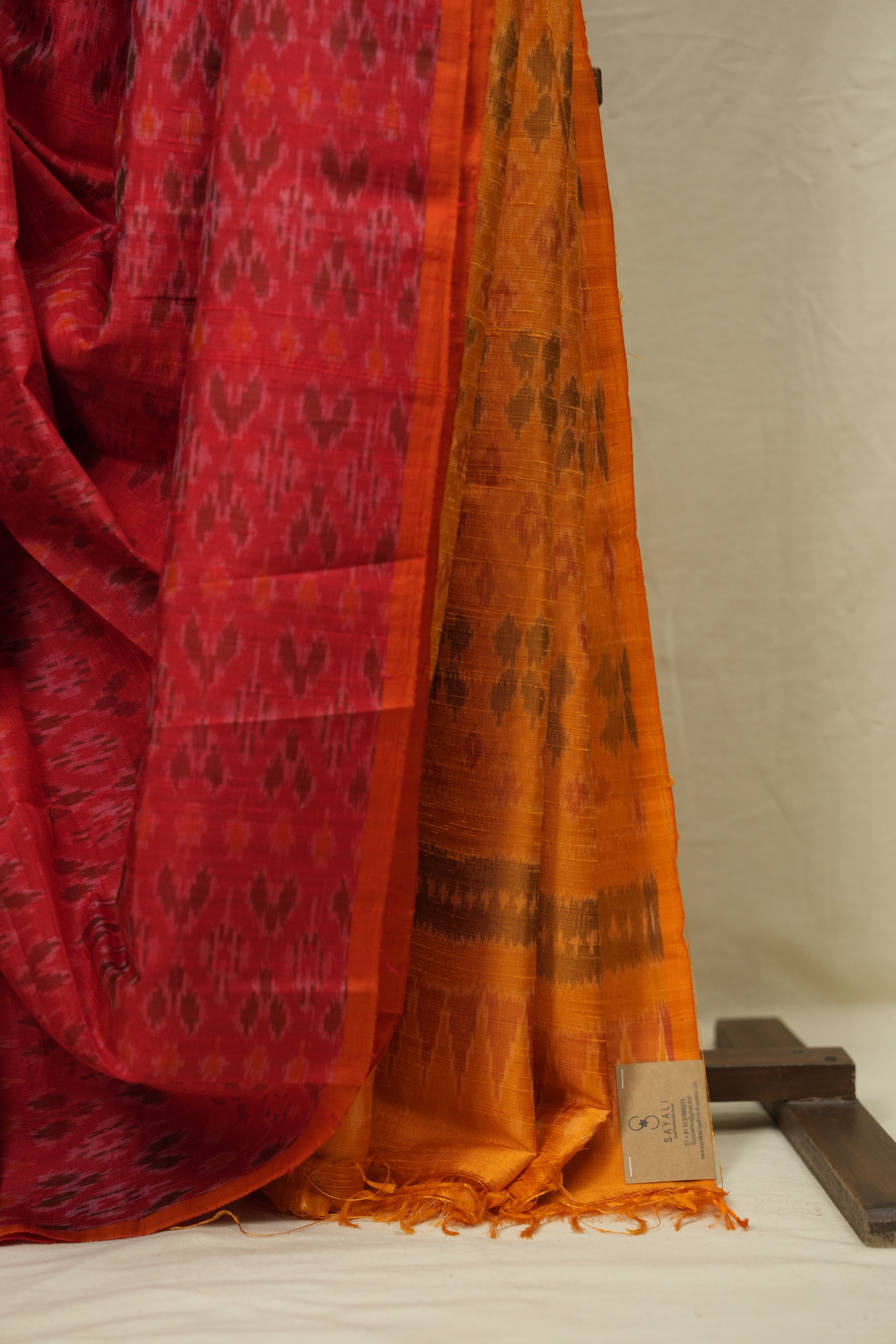 Red Raw Silk Ikat Saree - SRRRSIS1051