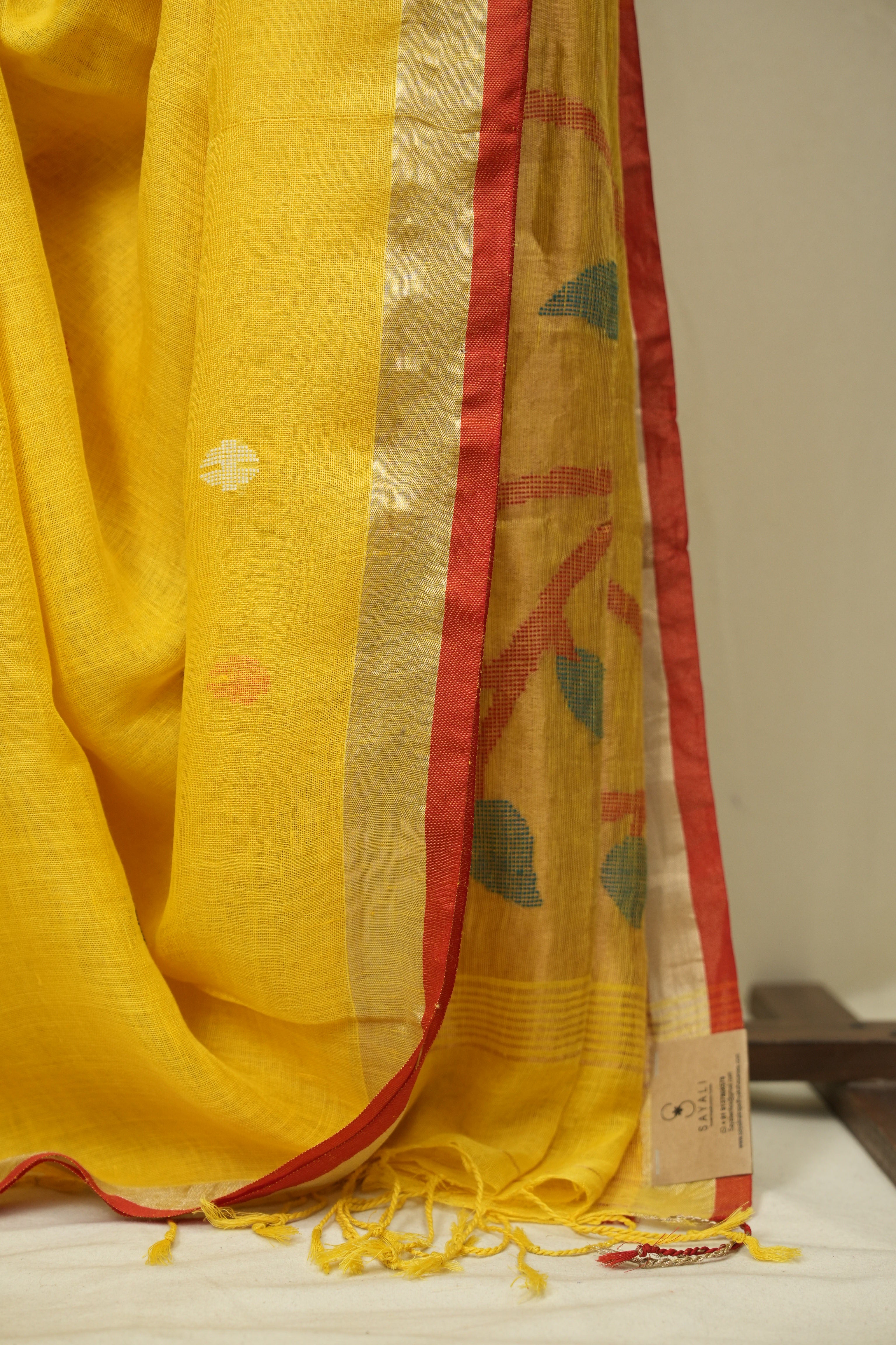 Yellow Linen Jamdani Saree - SRYLJS528