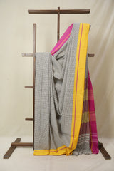 Off White Checks Cotton Patteda Anchu Saree - SROWPAS340