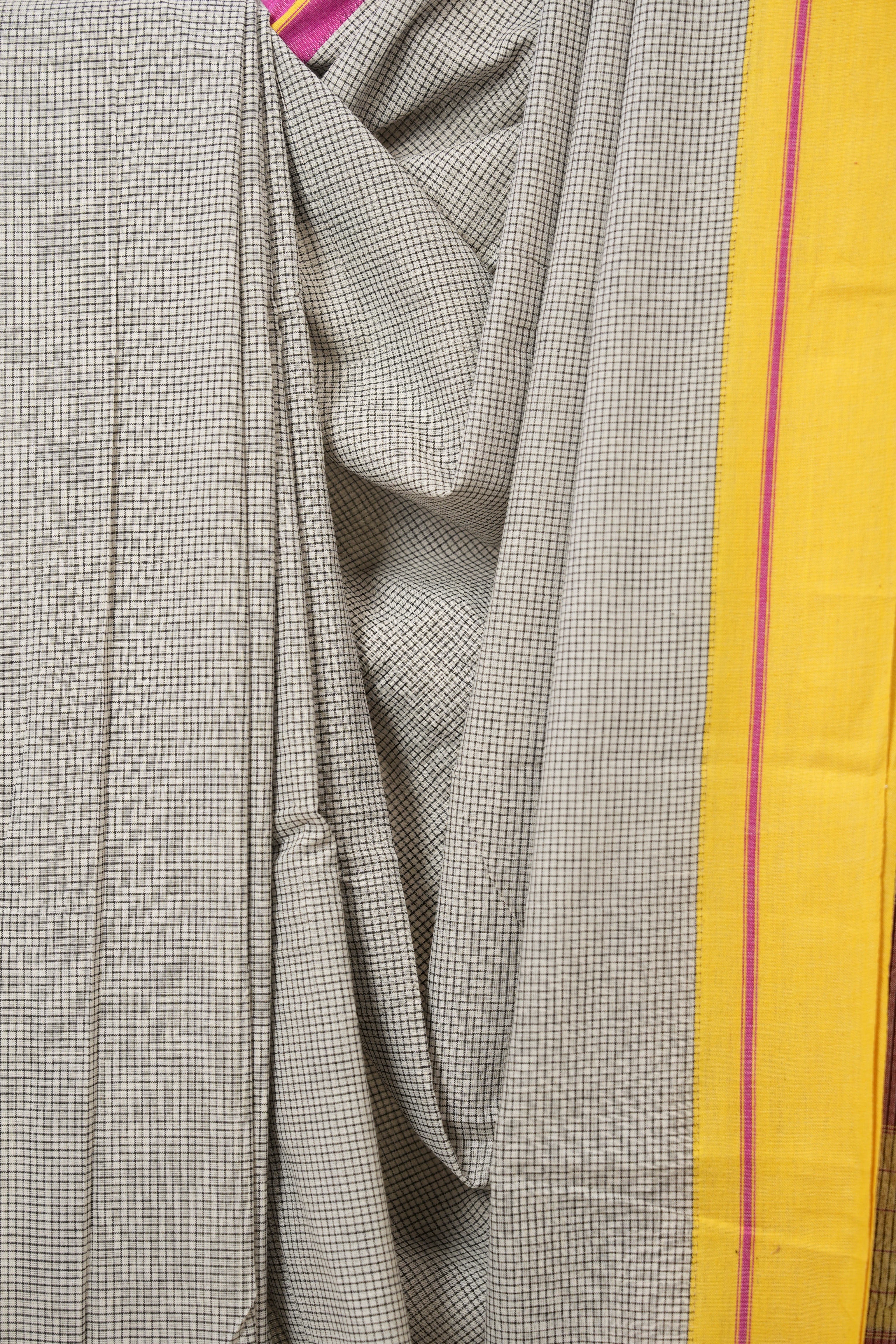 Off White Checks Cotton Patteda Anchu Saree - SROWPAS340