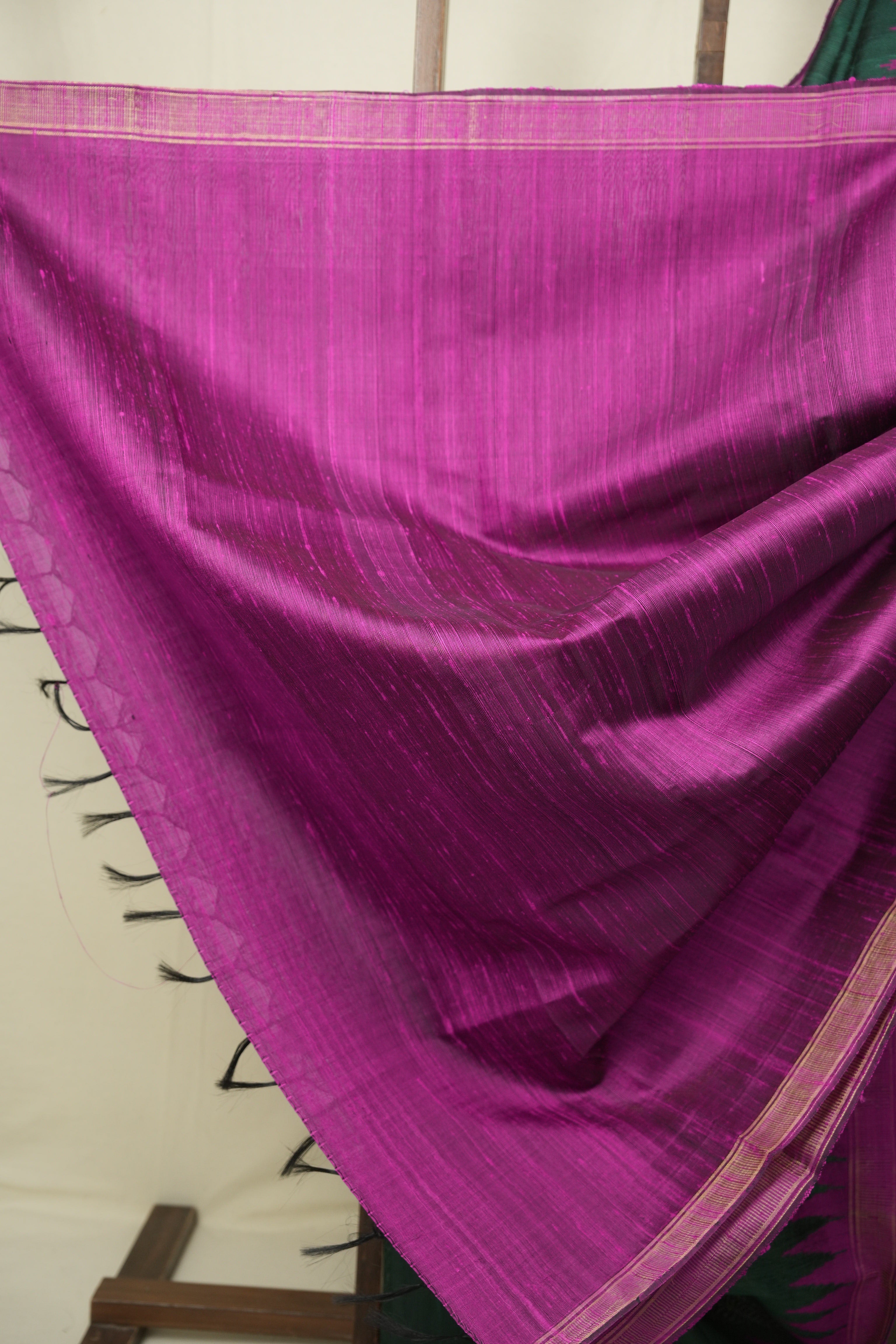 Bottle Green Raw Silk Saree - SRBGRSS1120