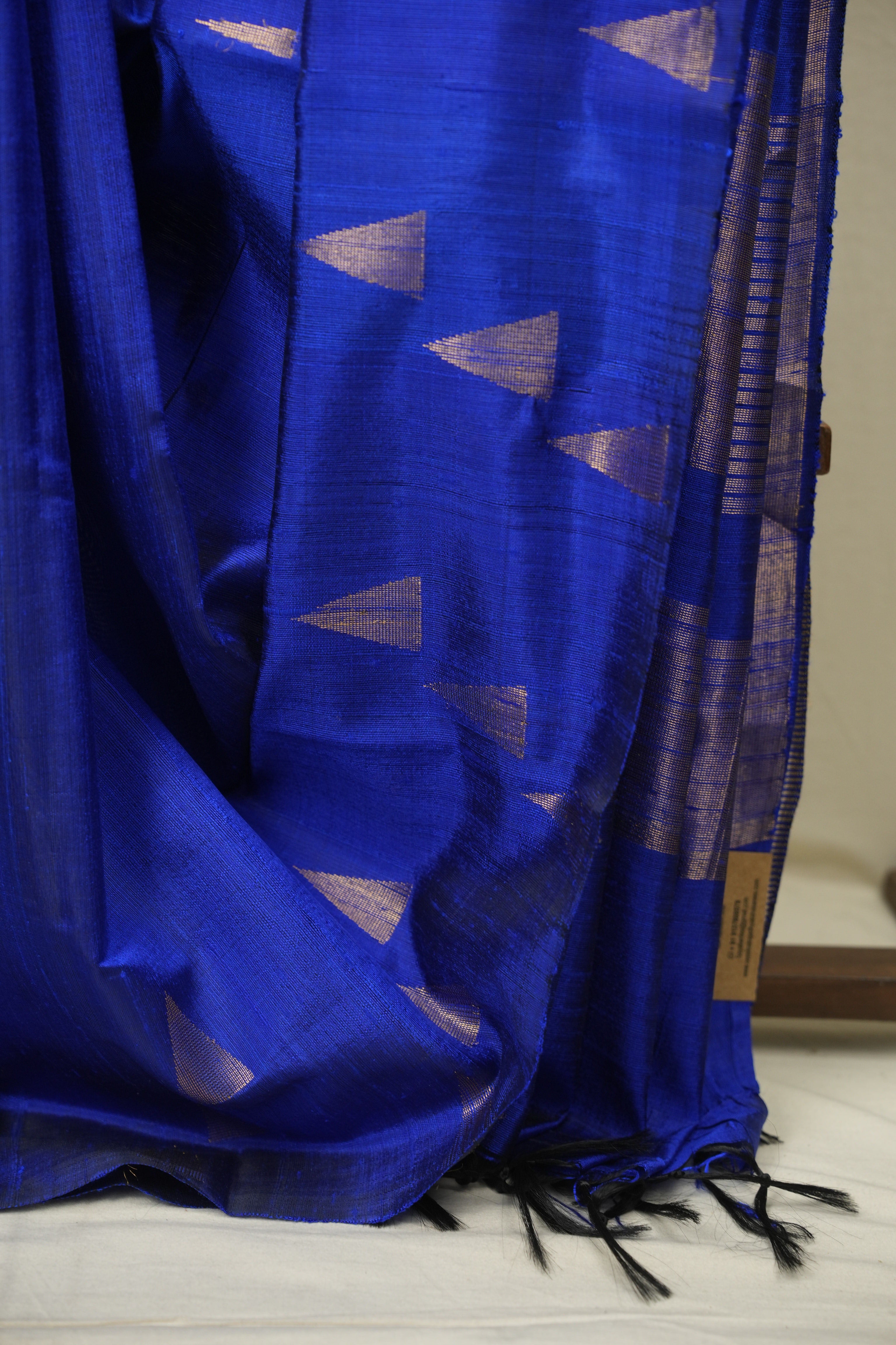 Royal Blue Raw Silk Saree - SRRBRSS1102