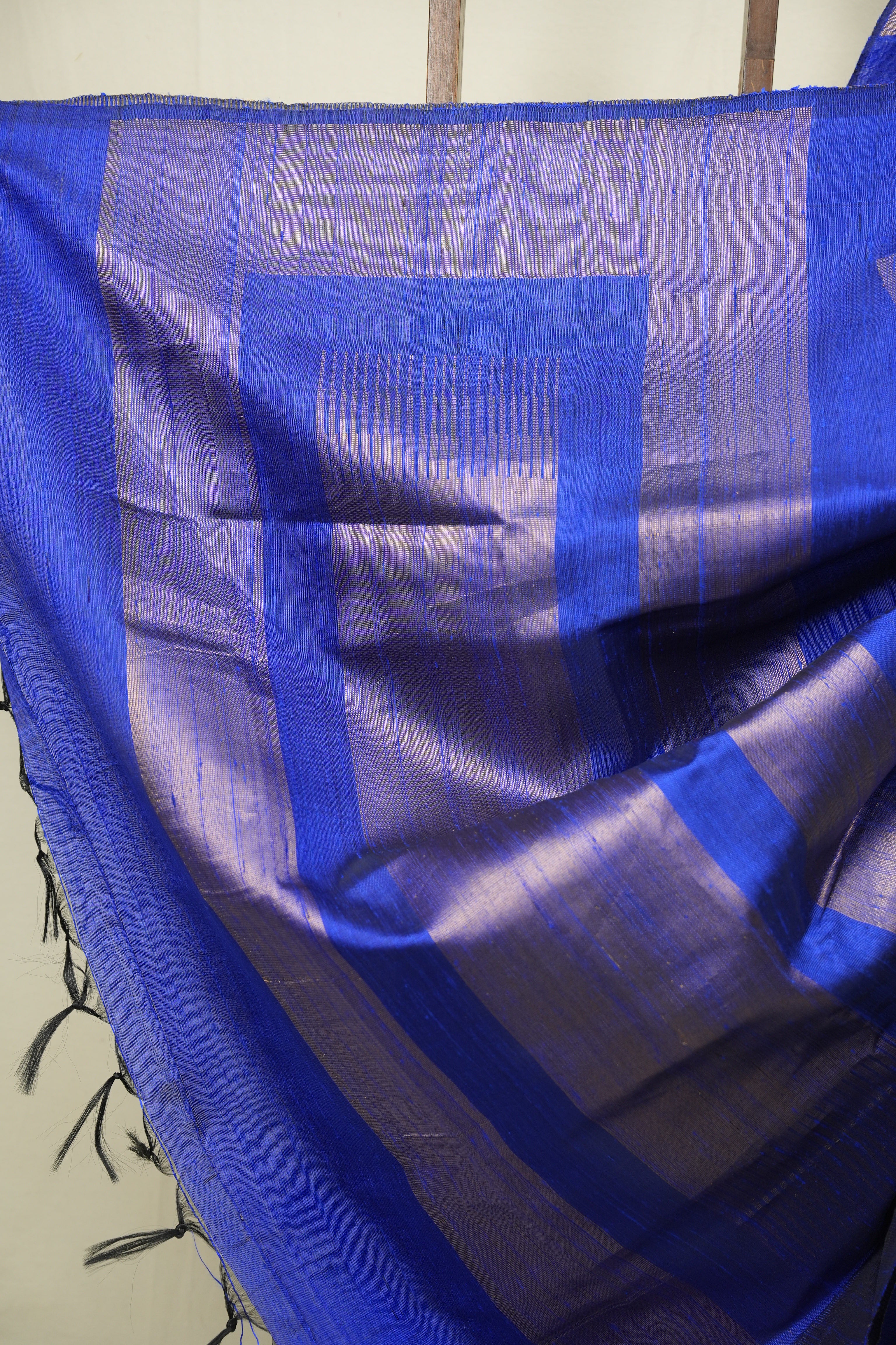 Royal Blue Raw Silk Saree - SRRBRSS1102
