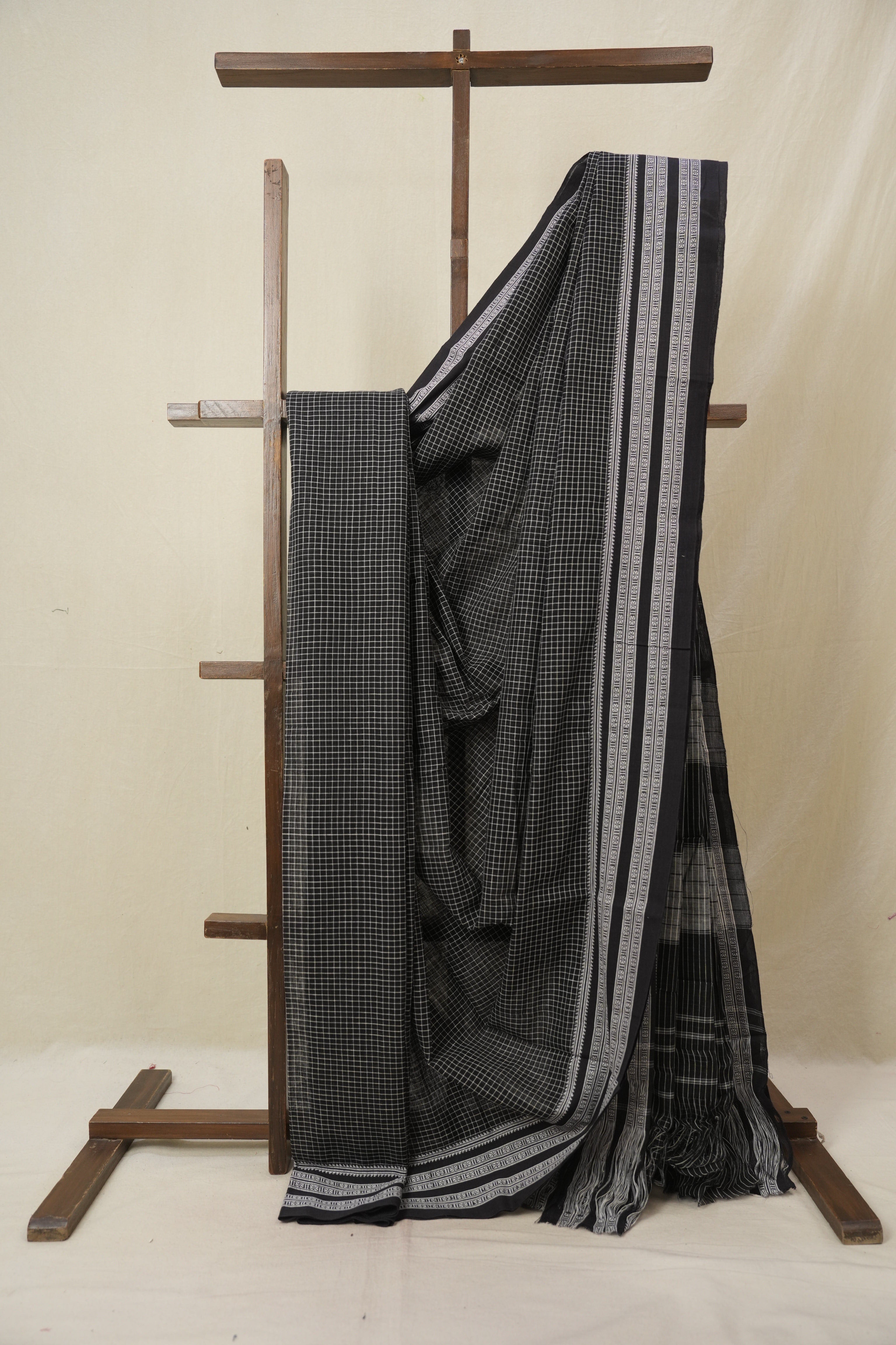 Black Big Checks Cotton Patteda Anchu Saree - SRBPAS344