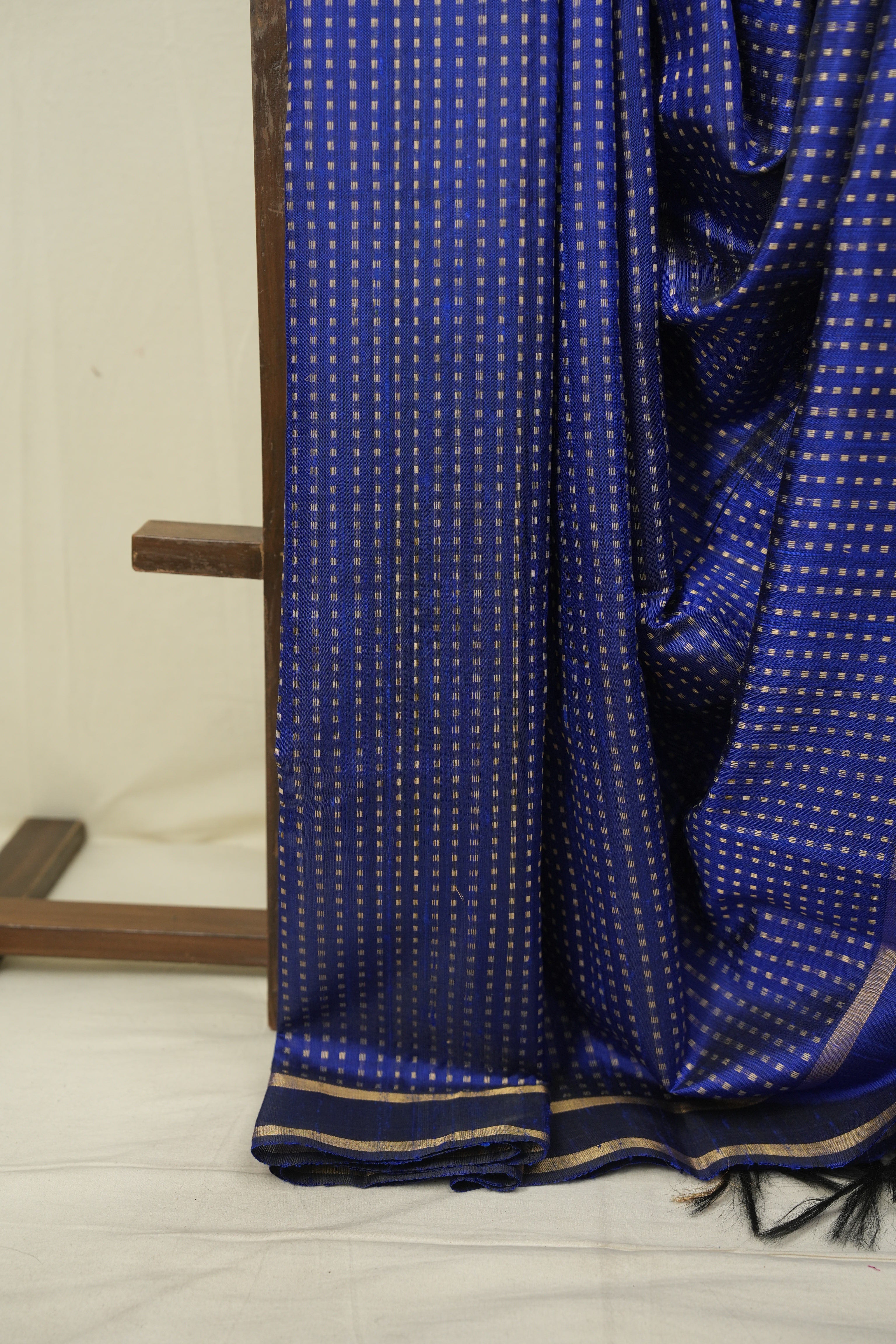 Blue Raw Silk Saree - SRBRSS1122