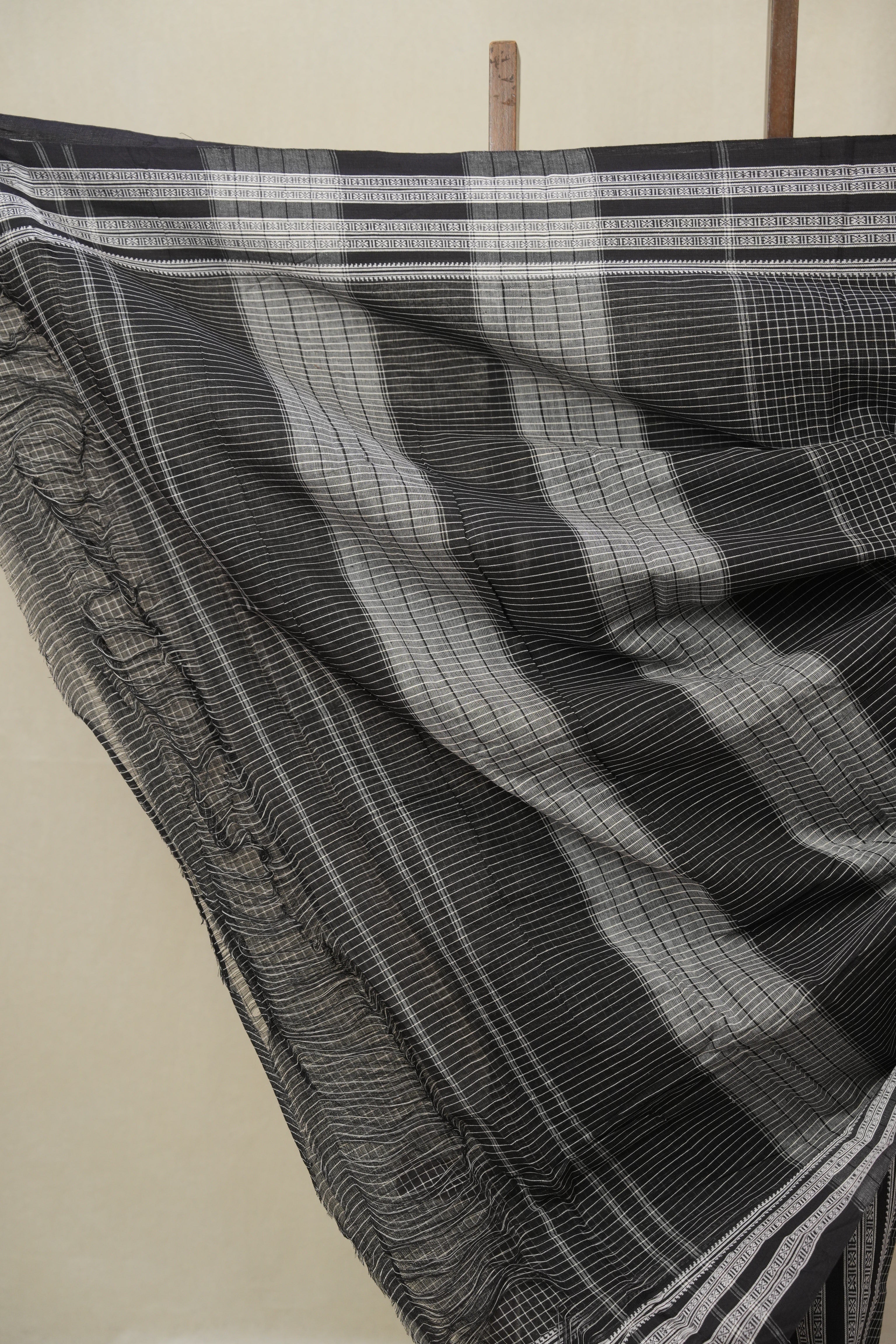 Black Big Checks Cotton Patteda Anchu Saree - SRBPAS344