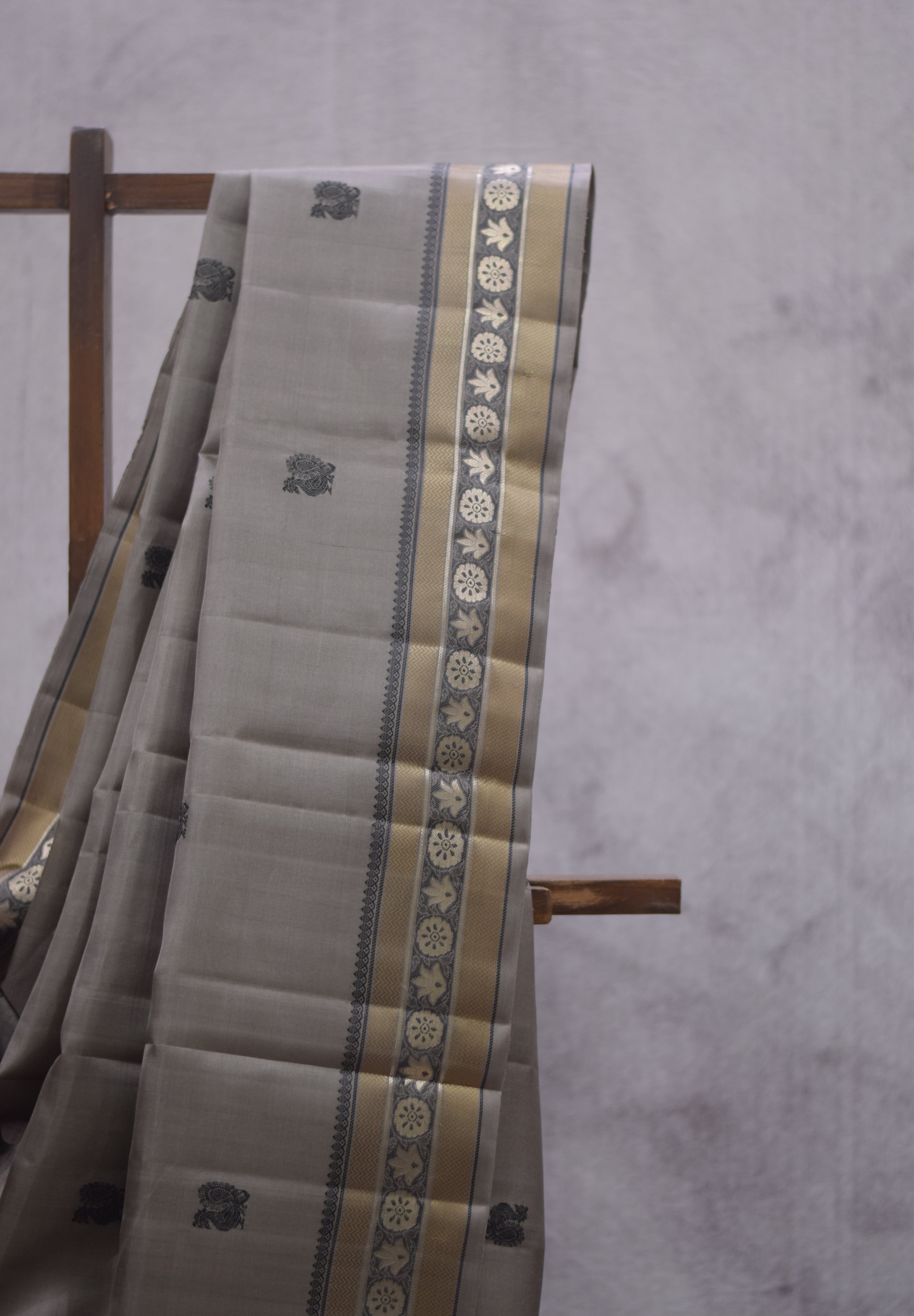 Grey Kanjeevaram Silk Saree - SRGKSS594