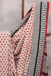 Cream HBP Cotton Saree - SRCCS2238