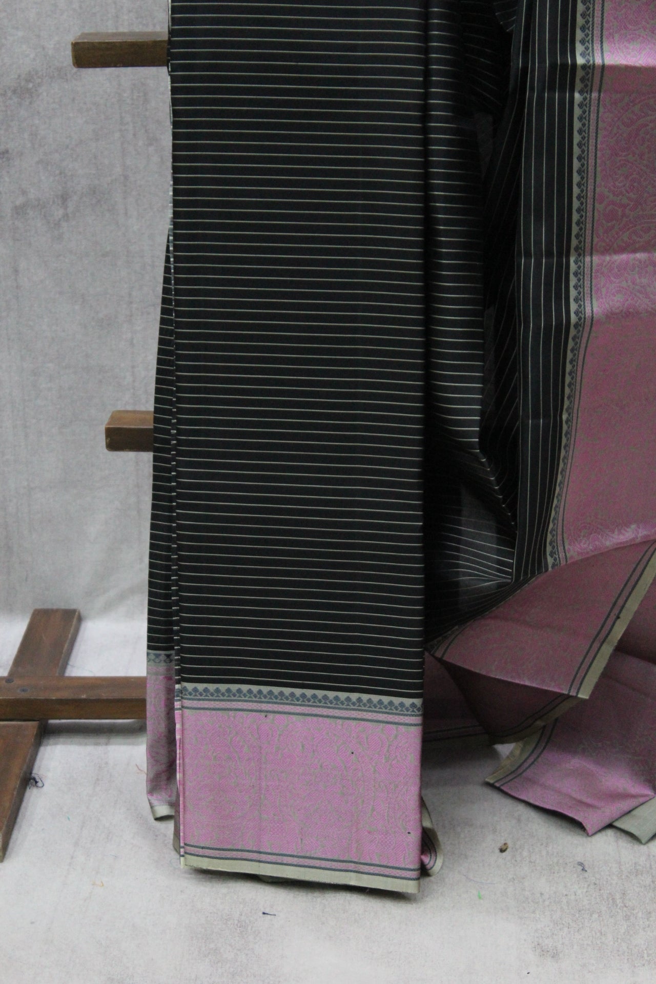Black Kanjeevaram Silk Saree-SRBKSS628