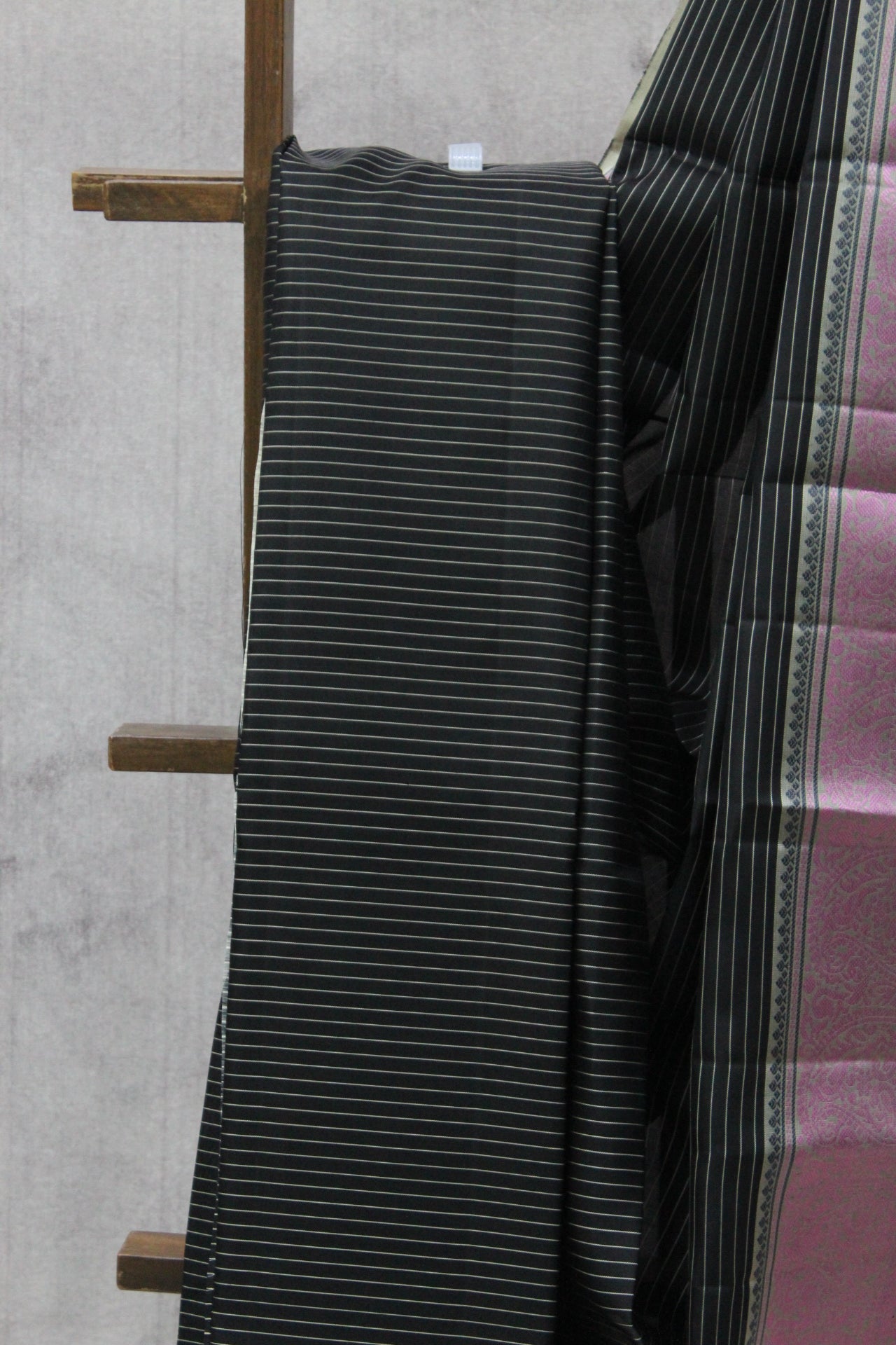 Black Kanjeevaram Silk Saree-SRBKSS628