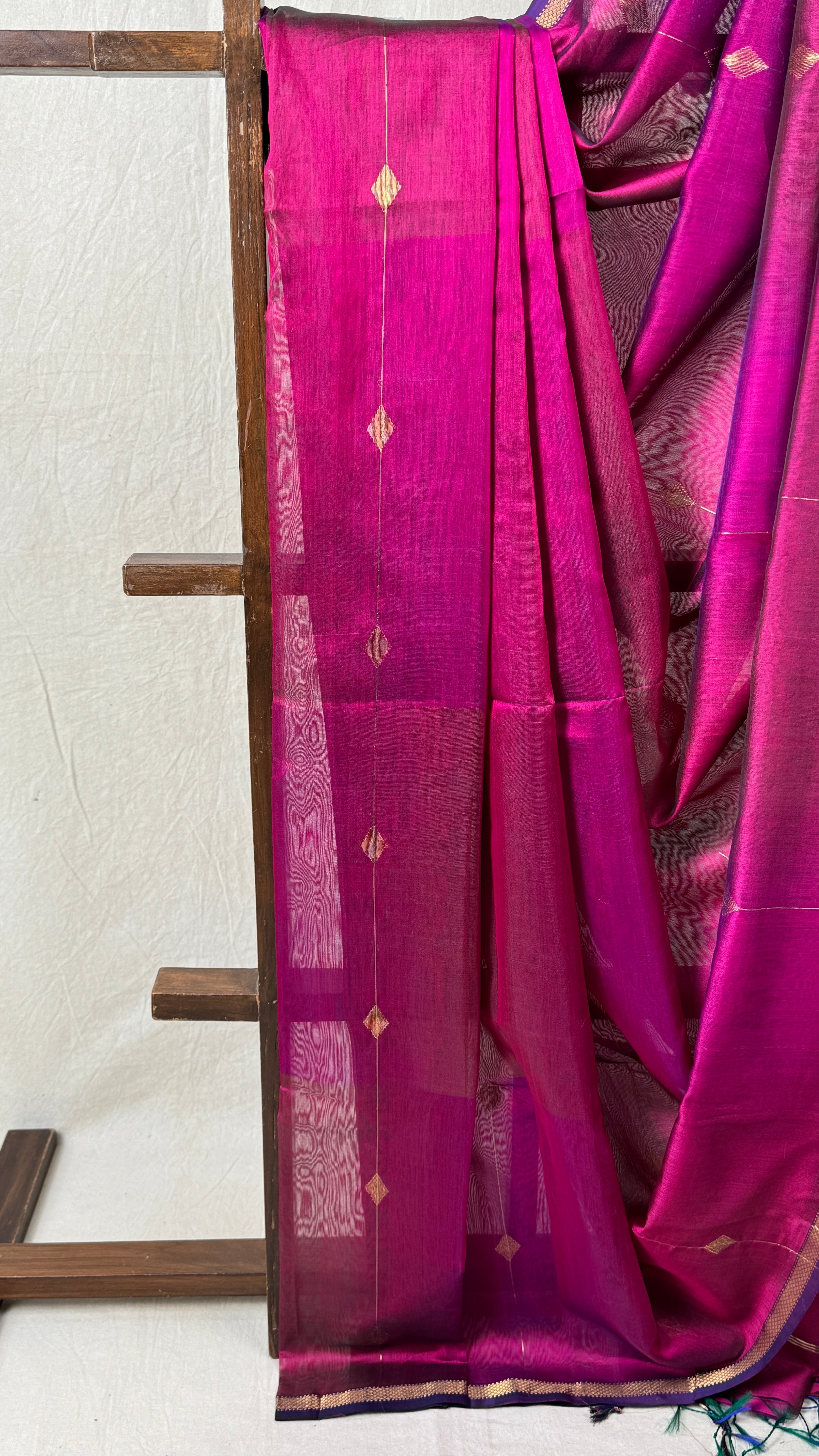 Two Tone Pink Maheshwari Saree - SRTTPMS695