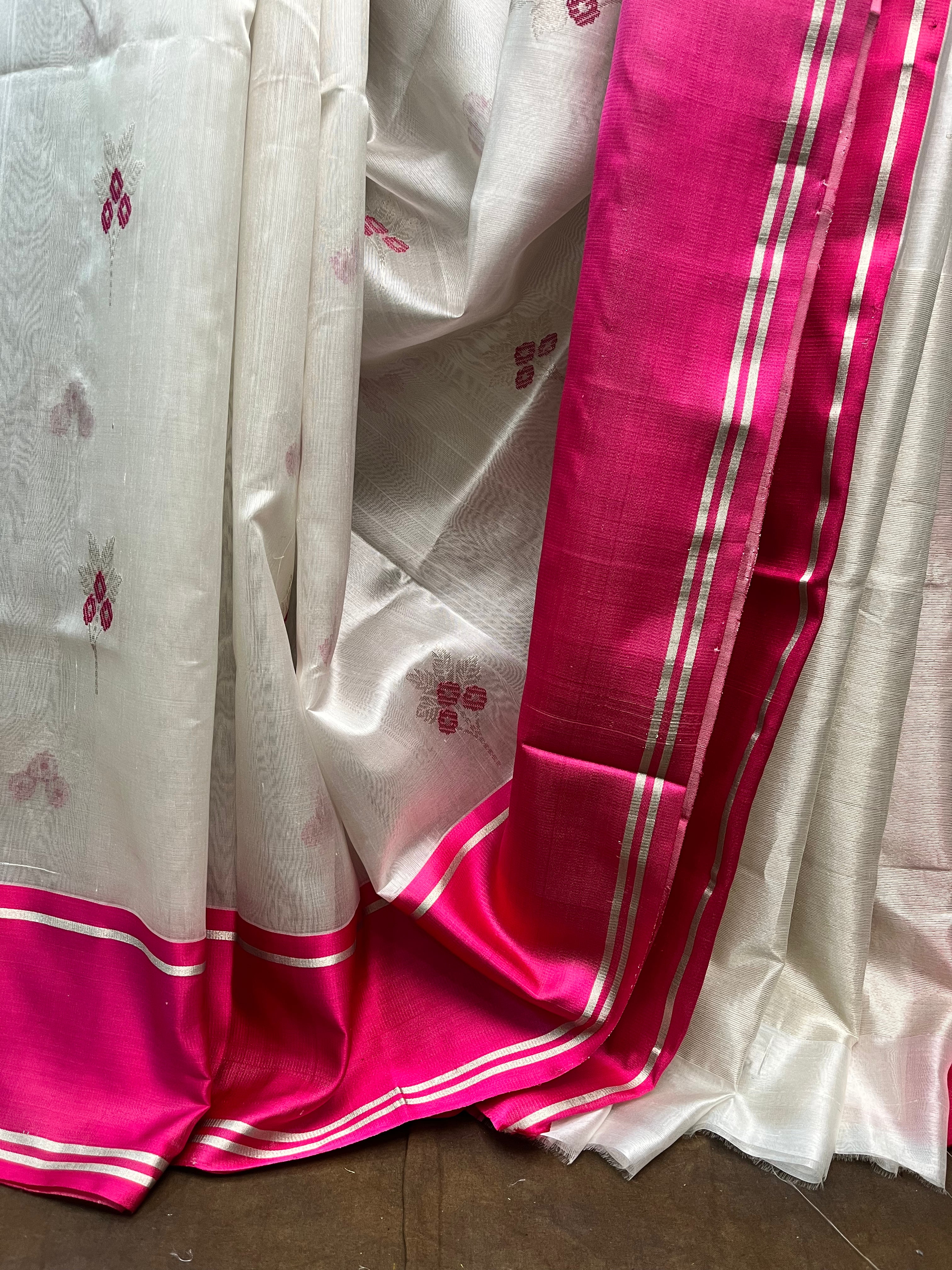 White Chanderi Silk Saree-SRWCSS75