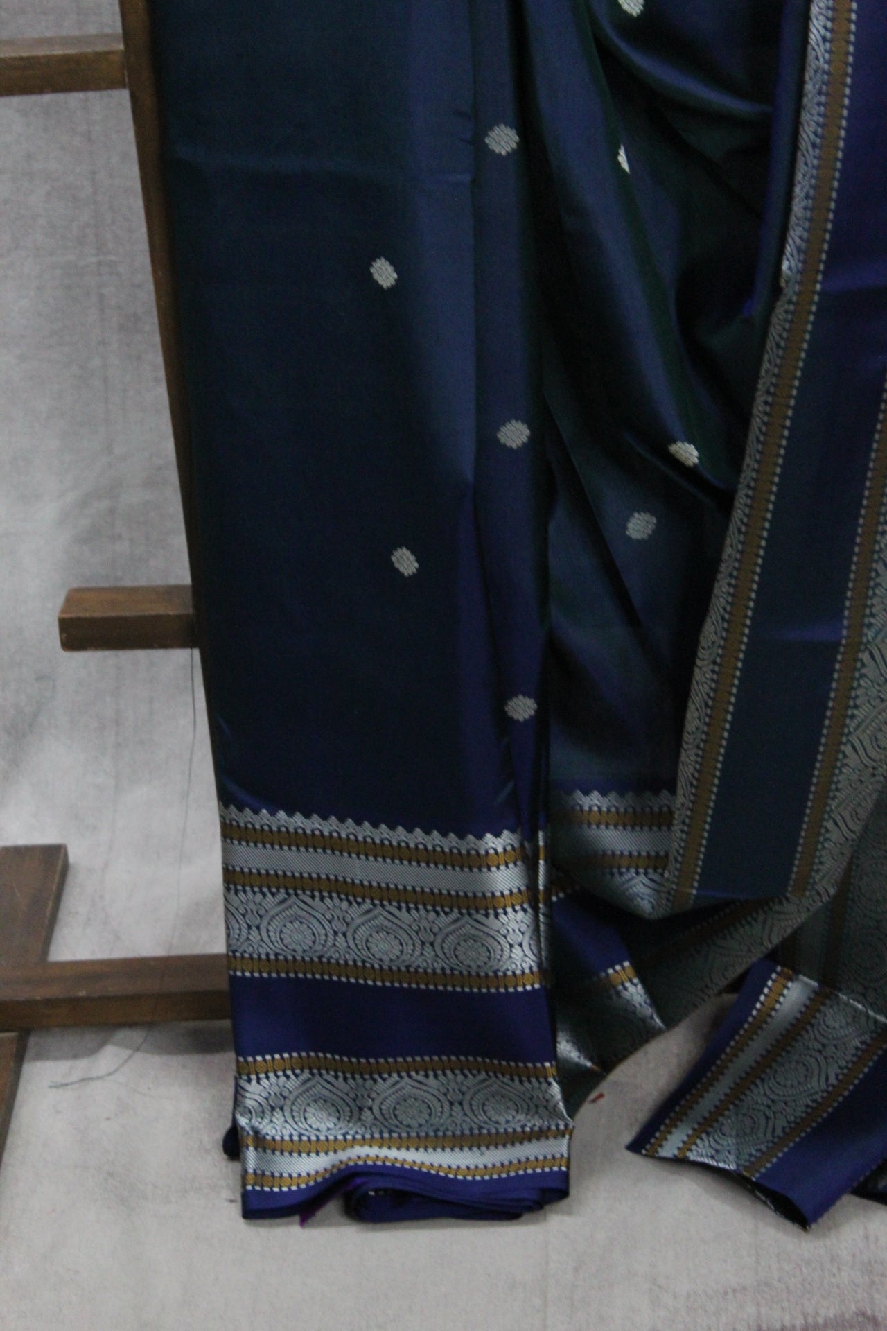 Navy Blue Kanjeevaram Silk Saree-SRNBKSS660