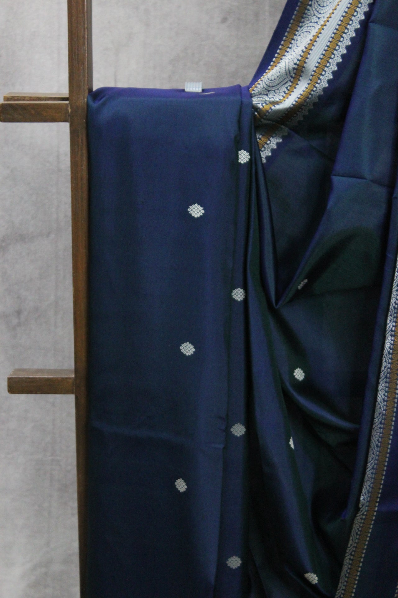 Navy Blue Kanjeevaram Silk Saree-SRNBKSS660