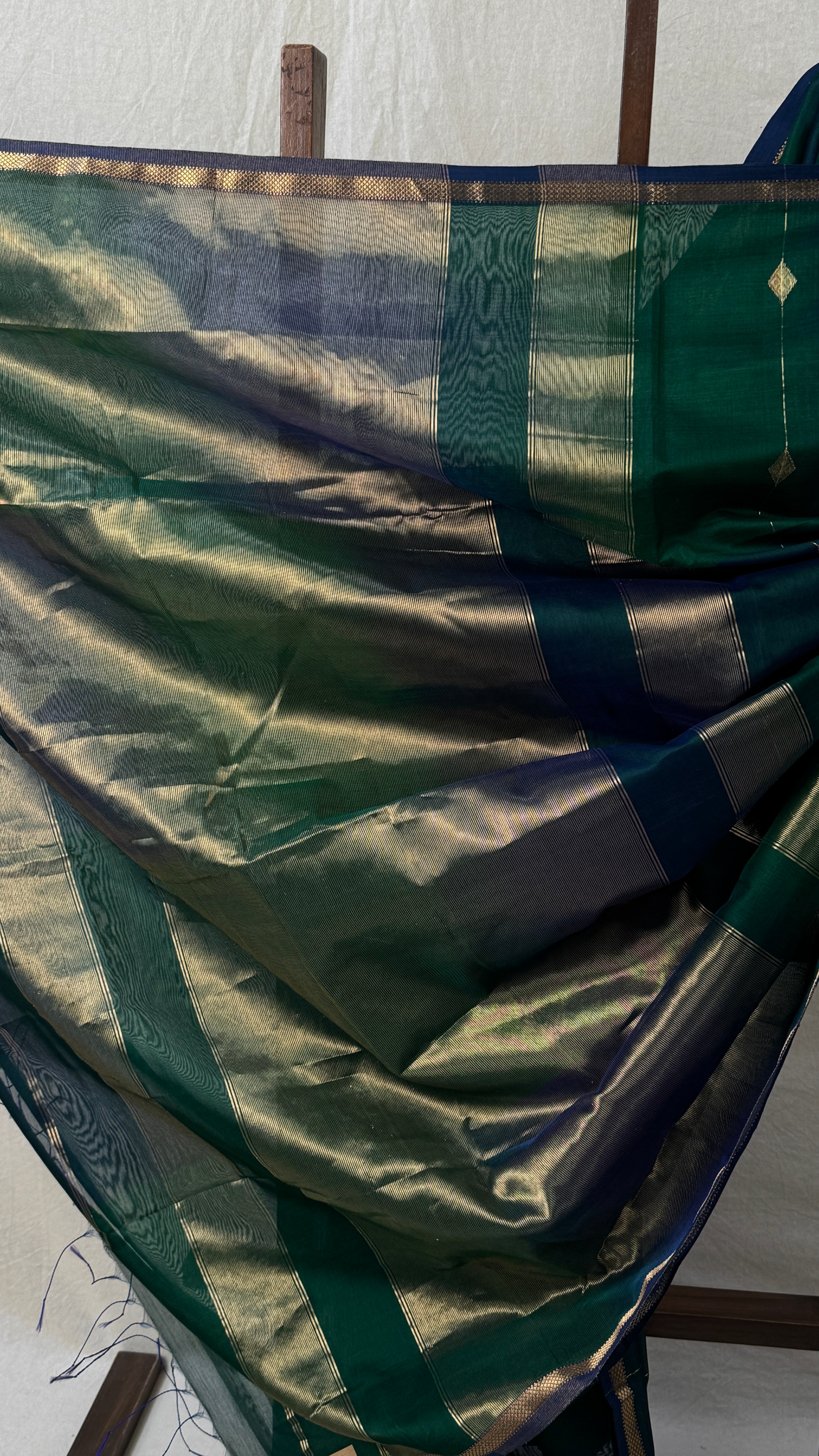 Two Tone Green Maheshwari Saree - SRTTGMS720