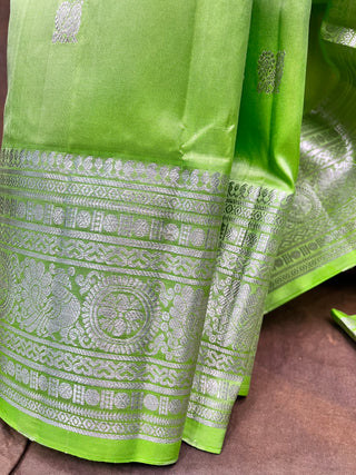 Parrot Green Venkatagiri Silk Saree-SRPGVSS15(RD27)