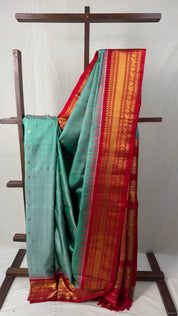 Two Tone Green Gadwal Silk Saree - SRTTGGSS541