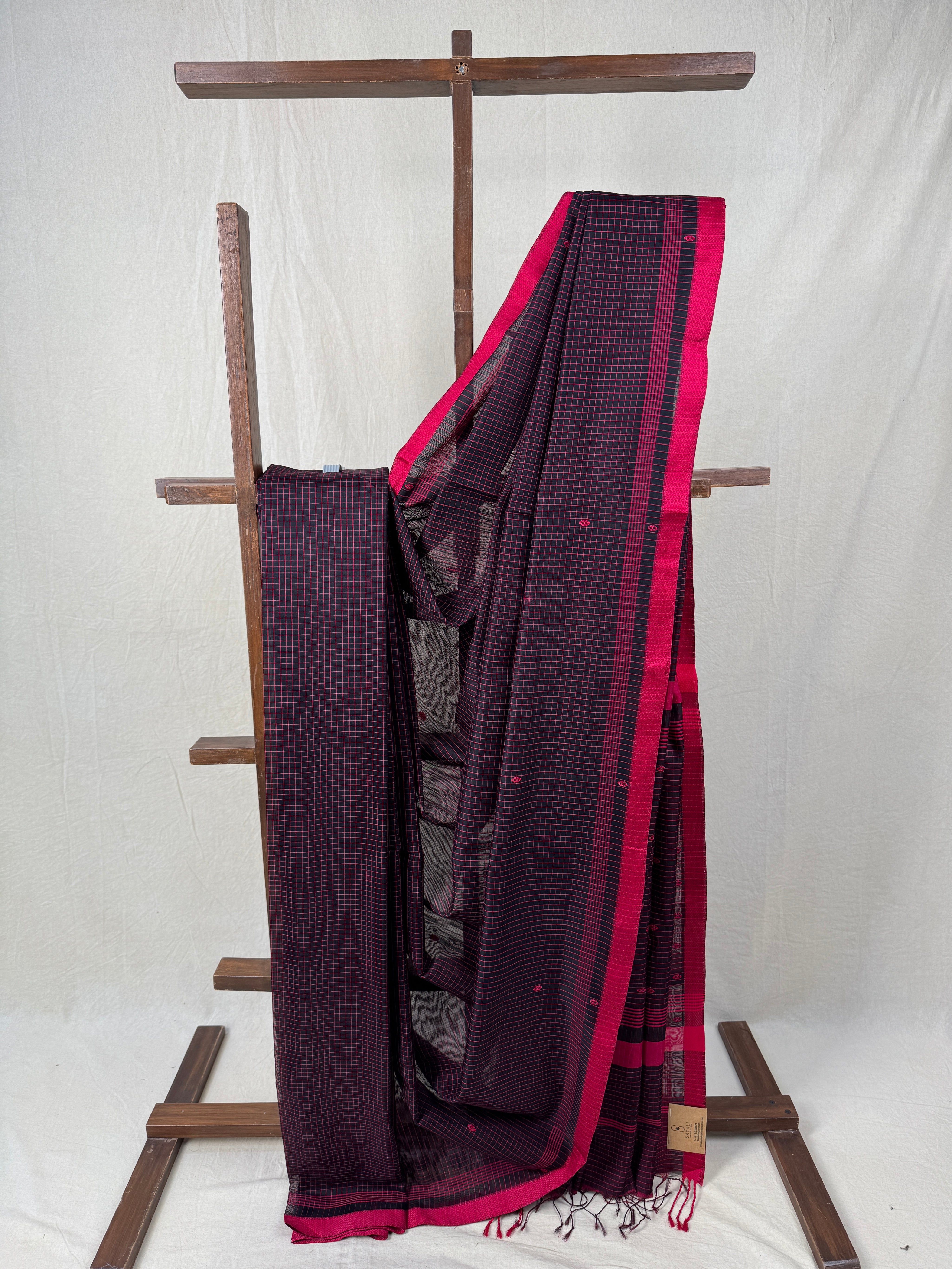 Black Pink Maheshwari Saree - SRBPMS770