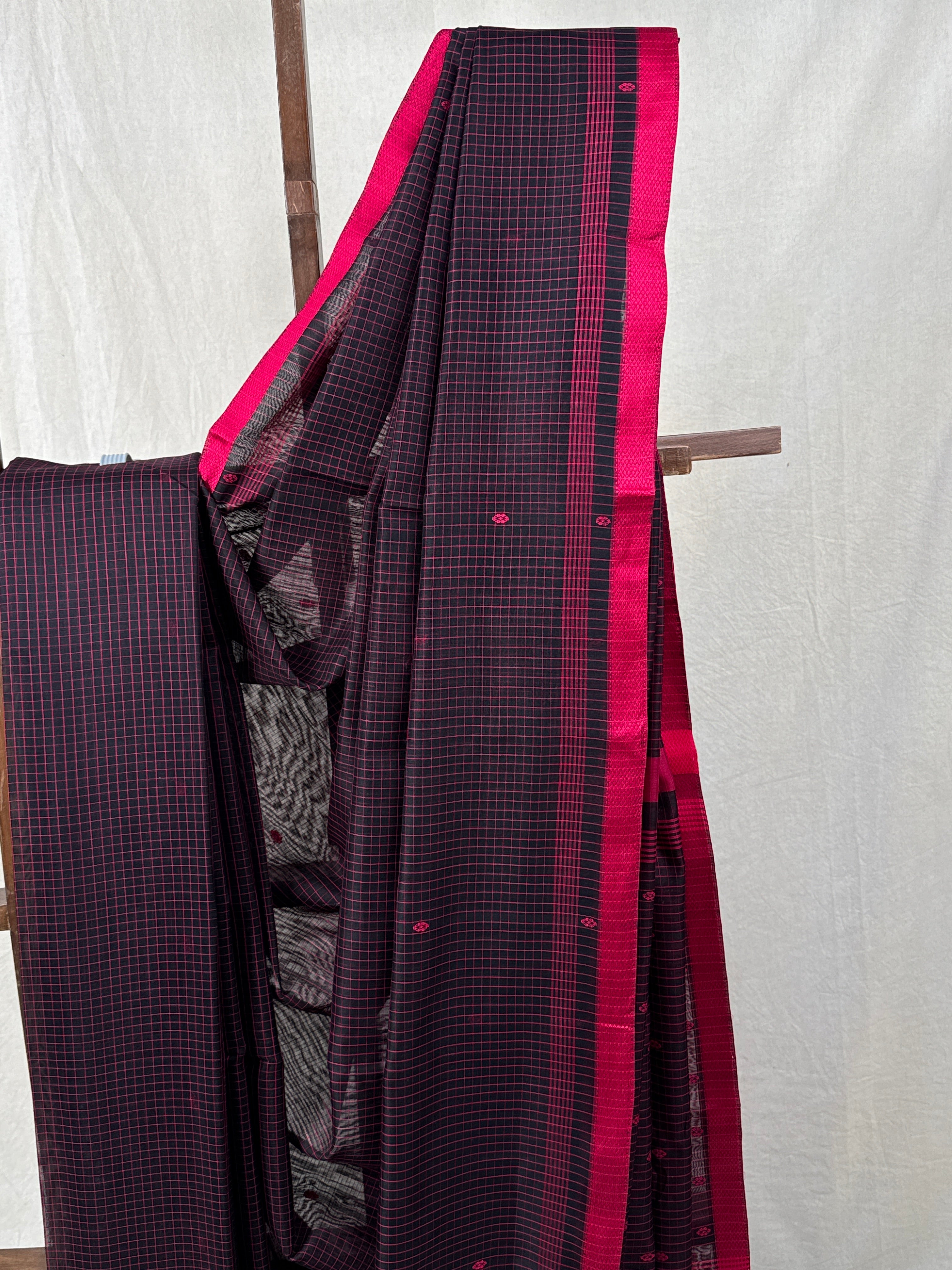 Black Pink Maheshwari Saree - SRBPMS770