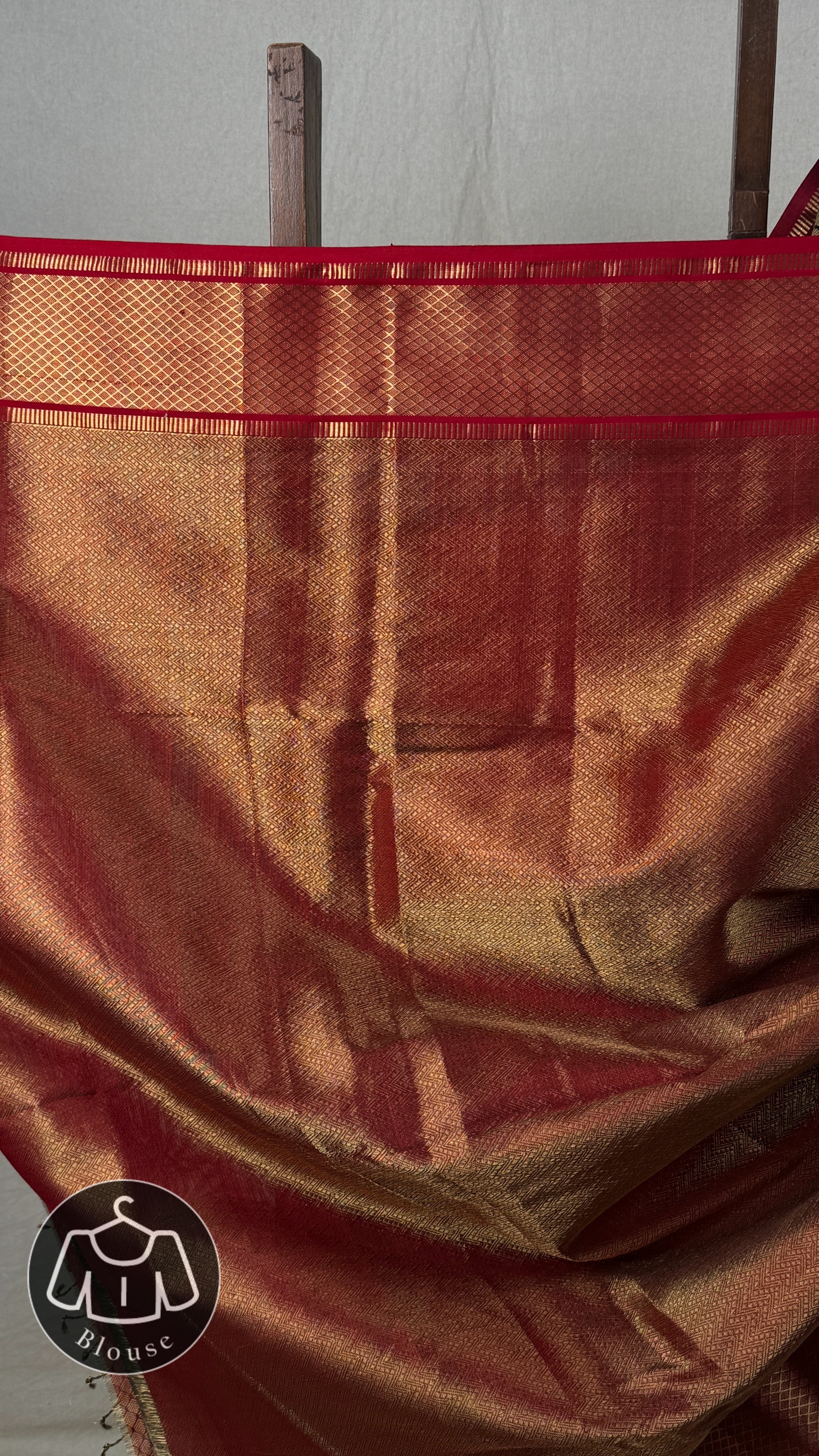 Black Gold Maheshwari Tissue Saree - SRBGMTS635