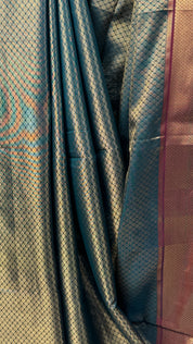 Dual Tone Teal Maheshwari Tissue Saree - SRDTTMTS630
