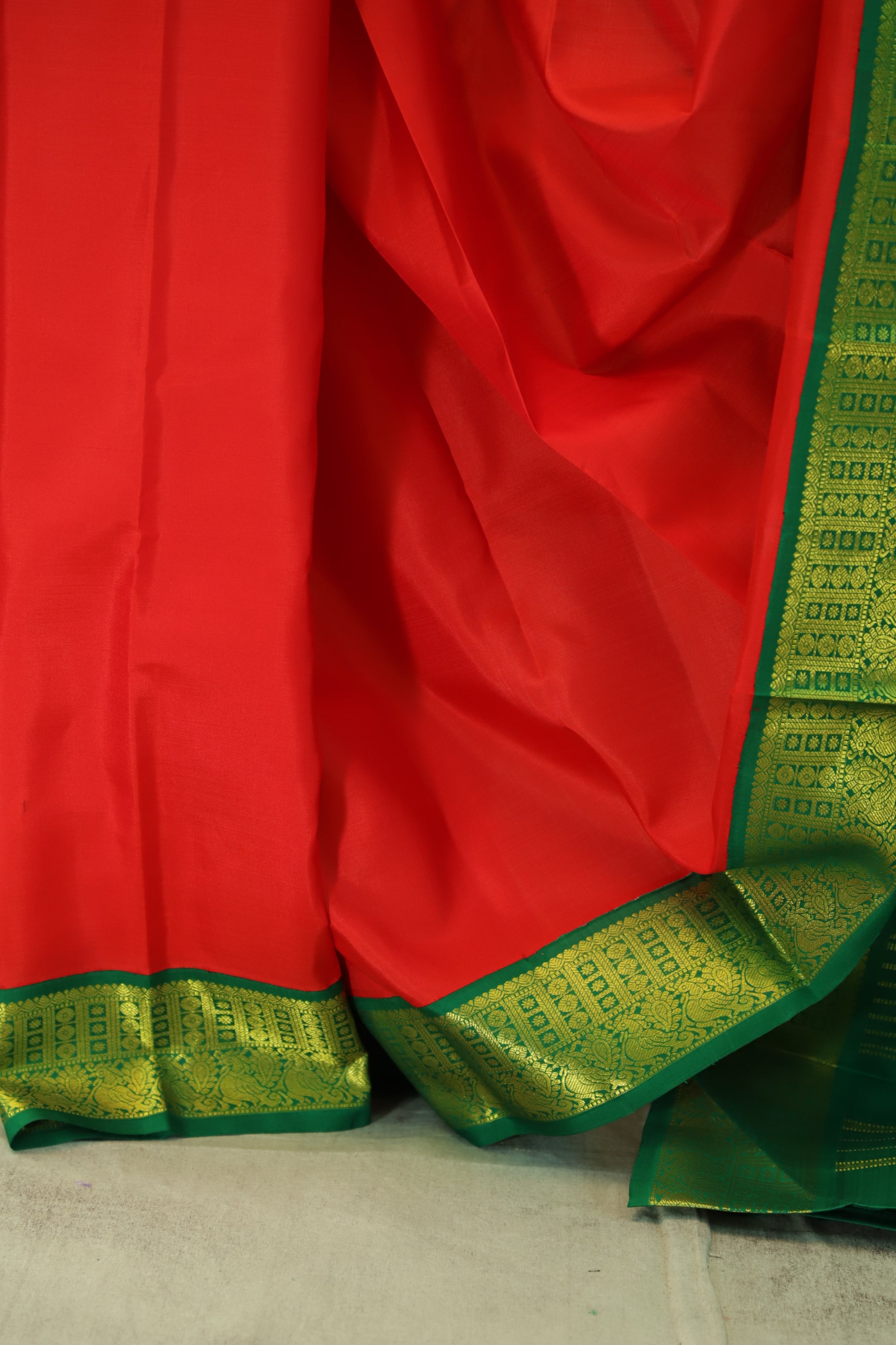 Red Kanjeevaram Silk Saree-SRRKSS137