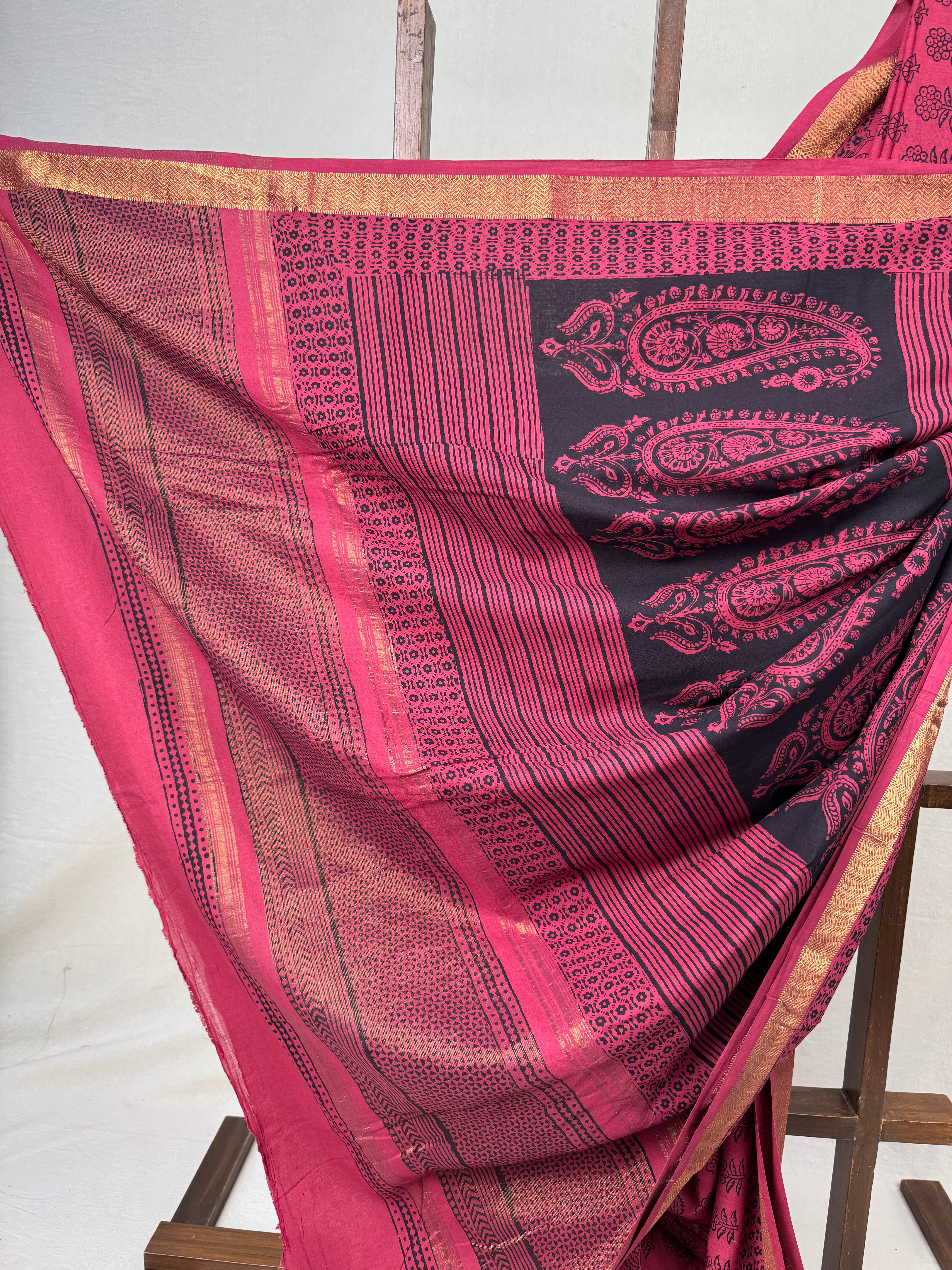 Maroon HBP Mangalgiri Cotton Saree - SRMHMCS001