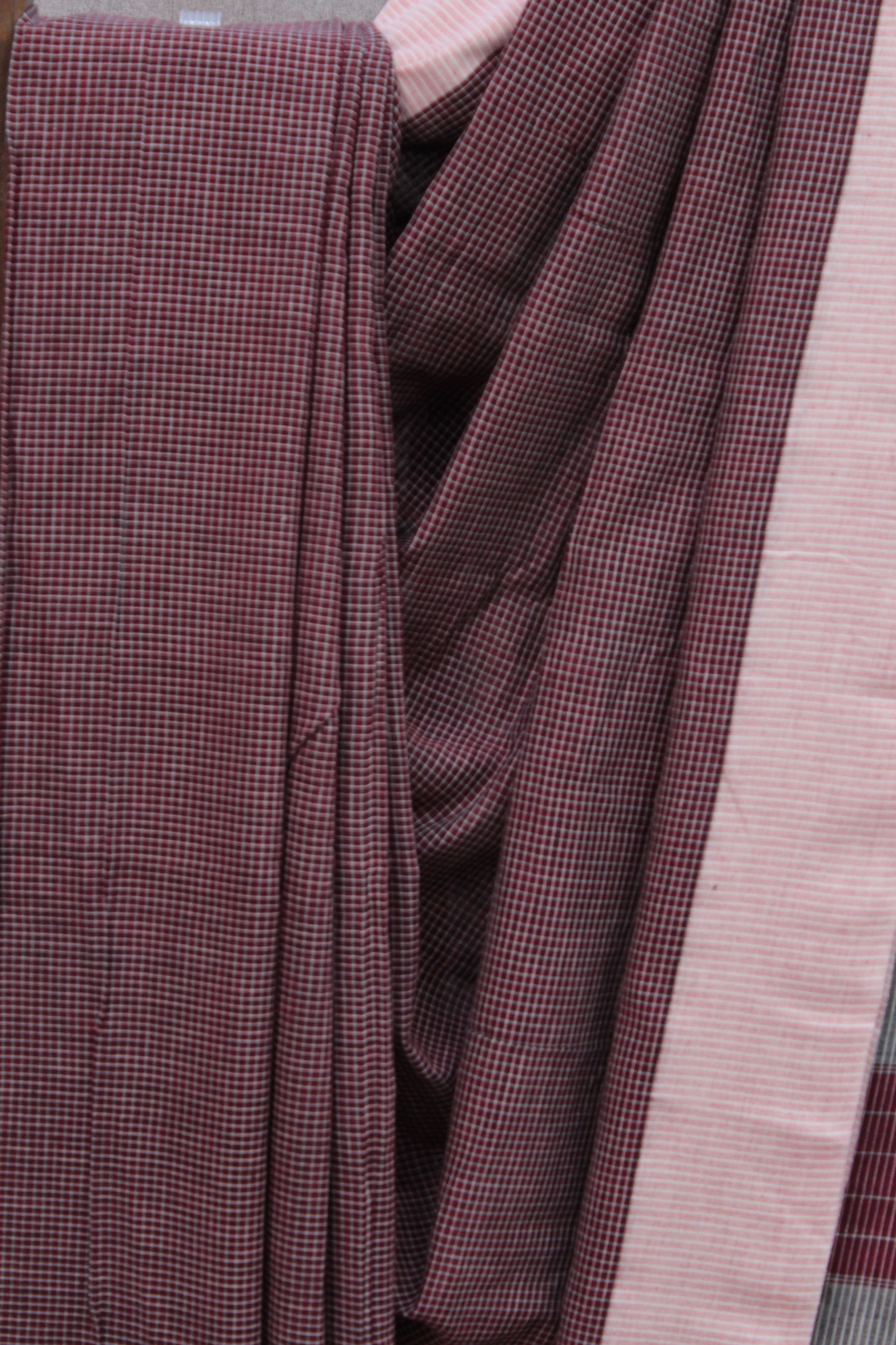 Maroon Small Checks Cotton Patteda Anchu Saree - SRMPAS135