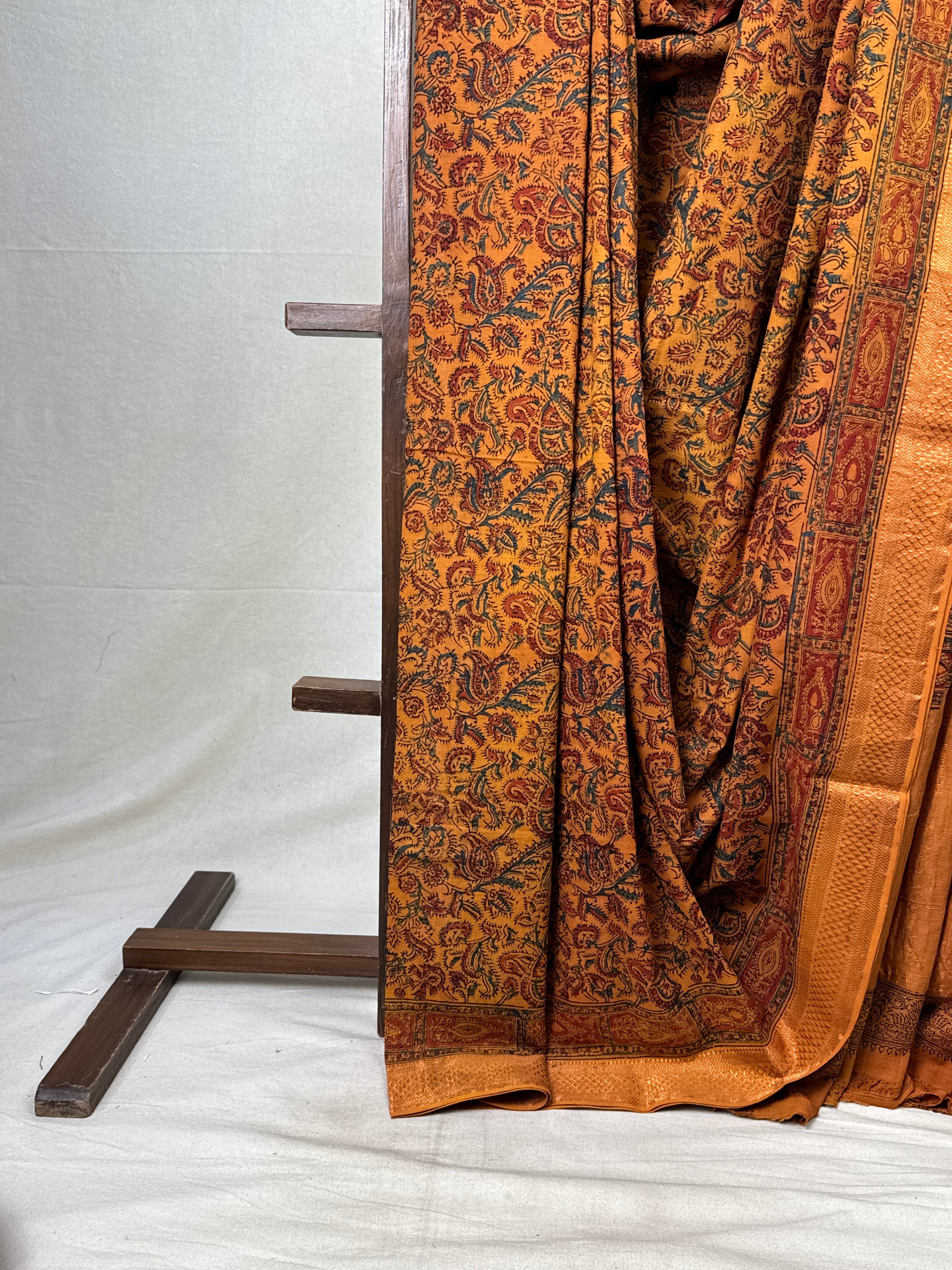 Orange HBP Mangalgiri Cotton Saree - SROHMCS017