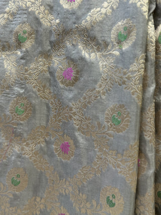 Grey Banarasi Silk Saree-SRGBSS222