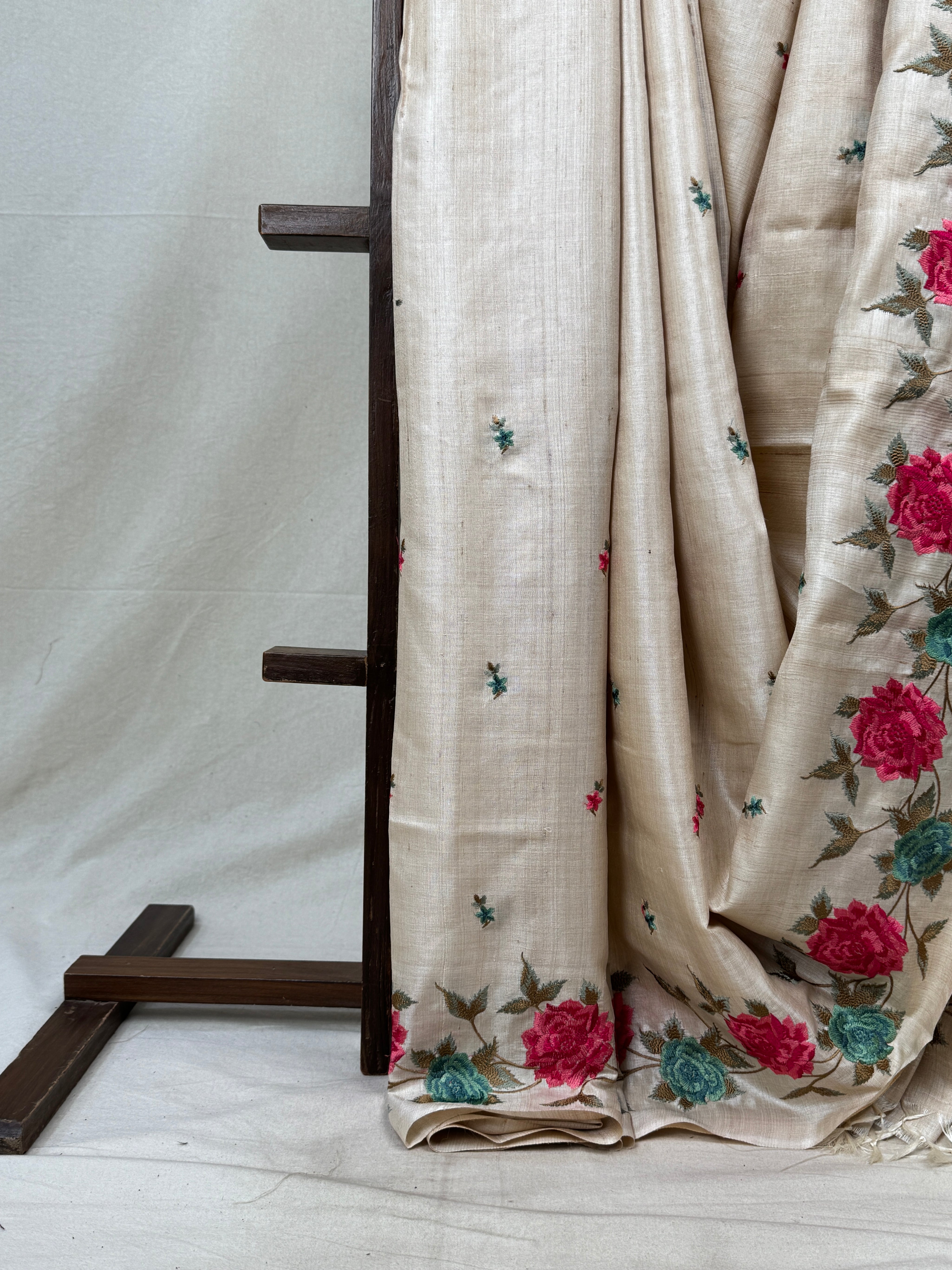 Cream Machine Embroidered Tussar Silk Saree - SRCMETSS1475