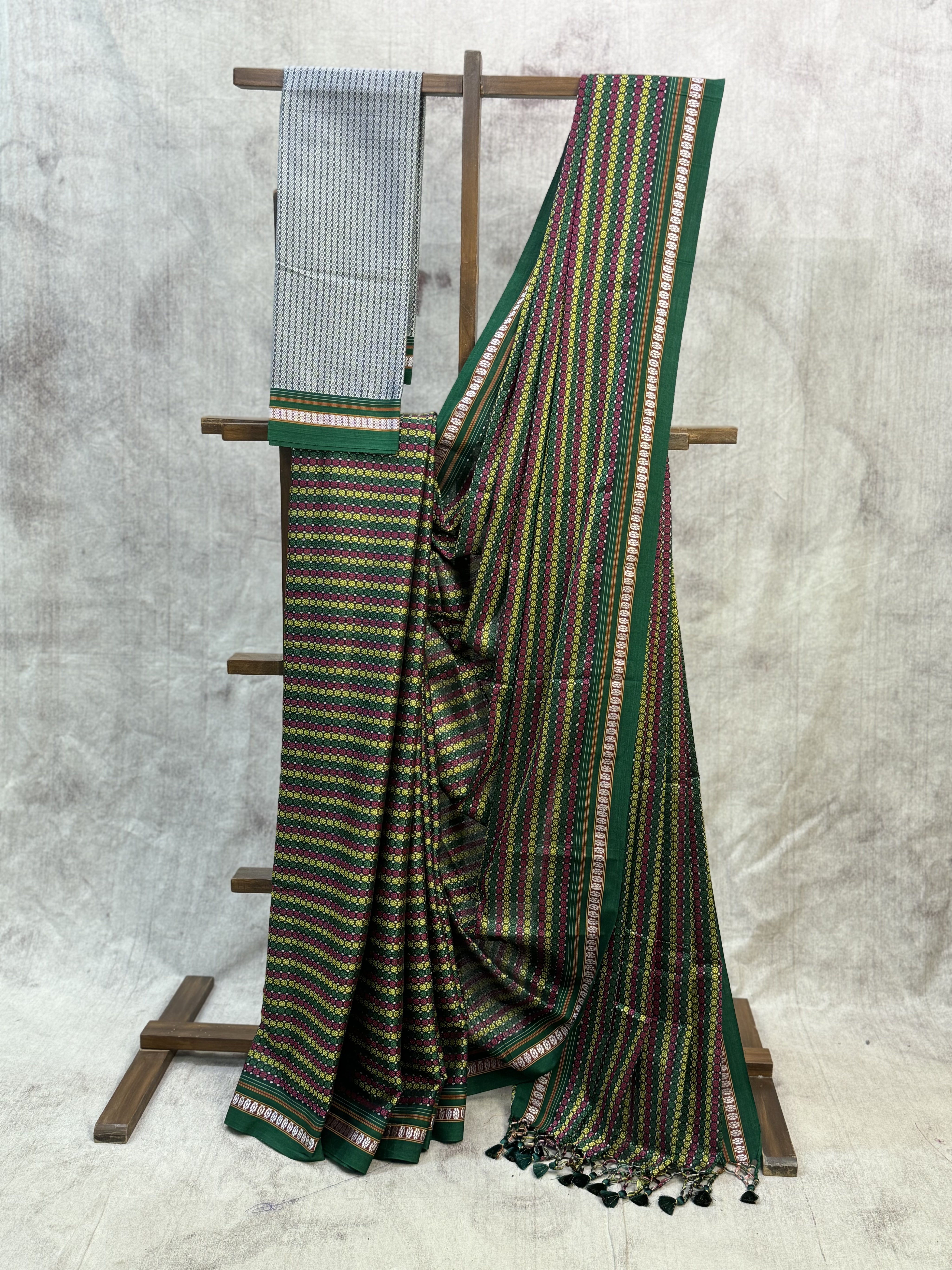 Green Saras Khun Saree - SRGSKS1